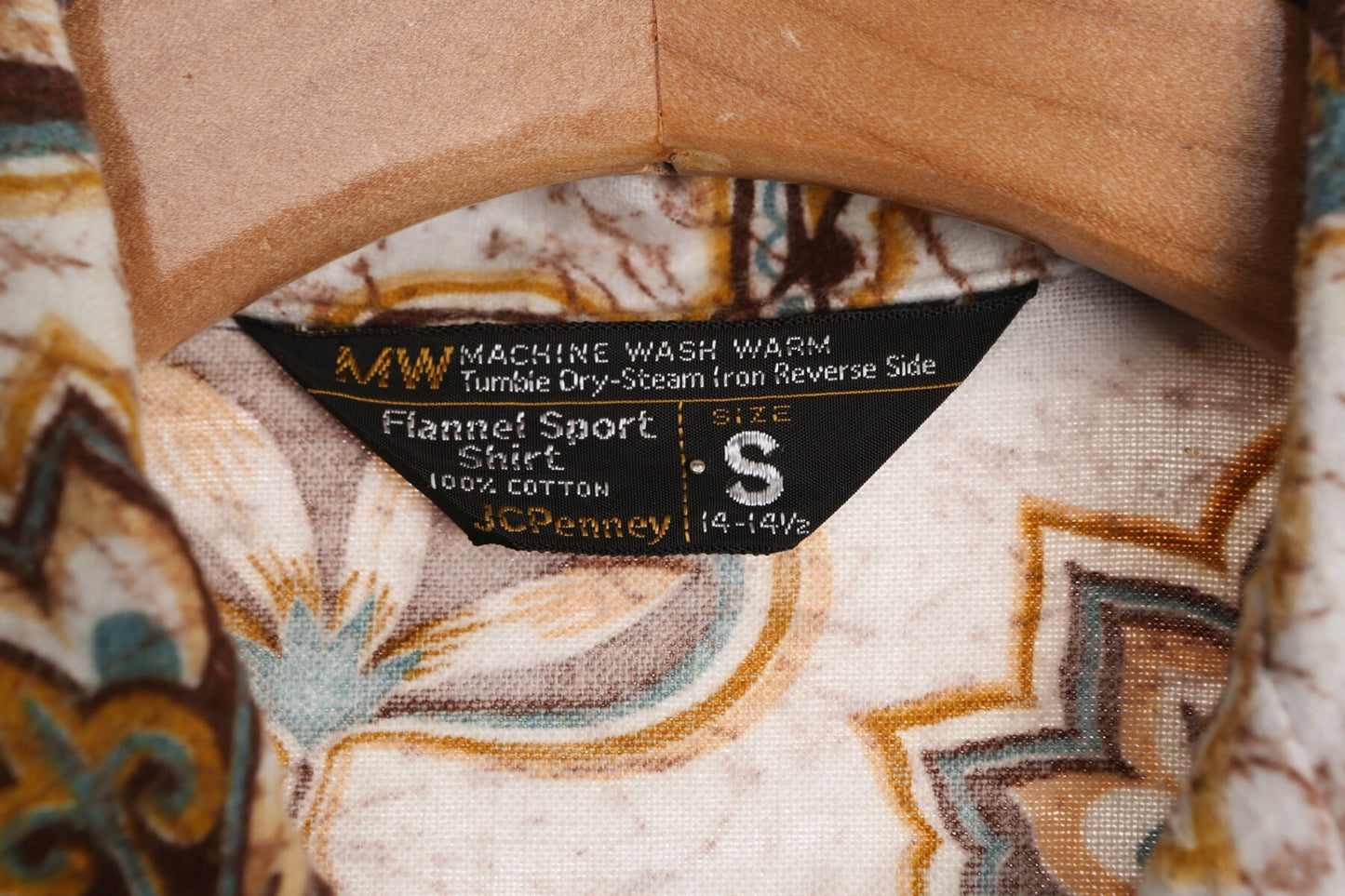 70's Men Floral Print Casual Shirt - No Pockets - Butterfly Neck