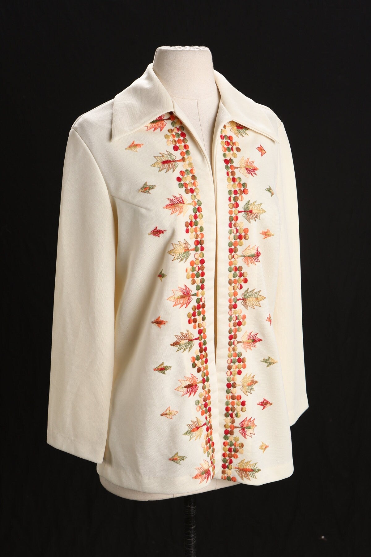 70's Woman Beige Embroidered Open Top