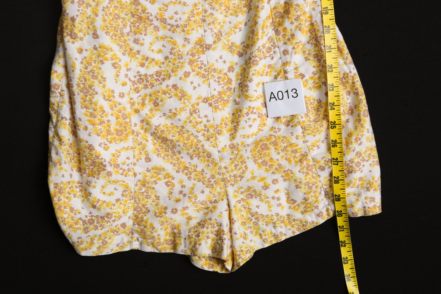 Vintage Women Yellow Floral Print Swimsuit - Era 40's - 50's