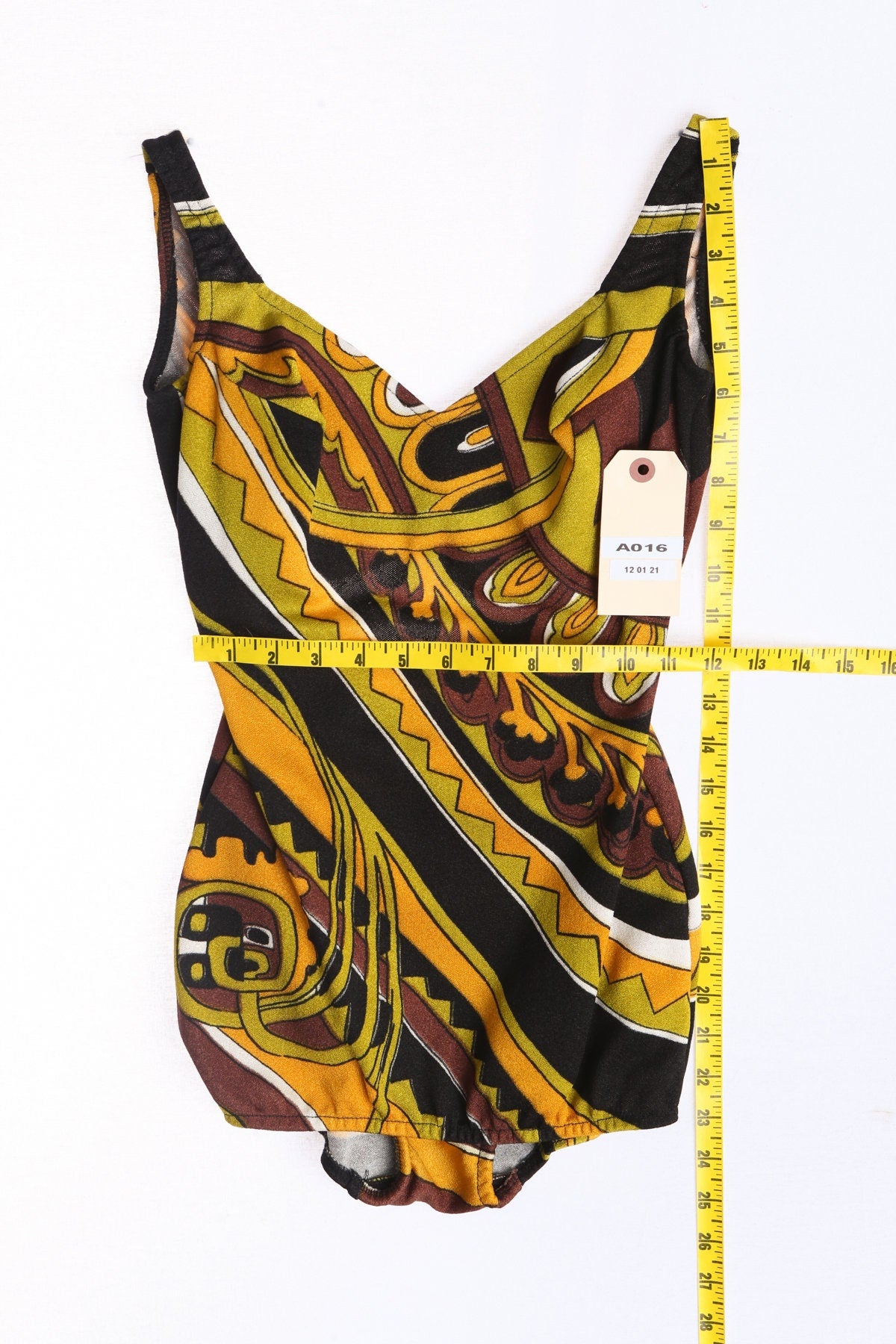 Vintage Women Polyester Swimsuit - Era 1960's to 1970's