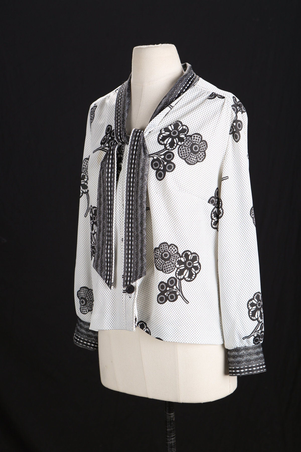 70's Women White Polyester Top with Black Floral Print