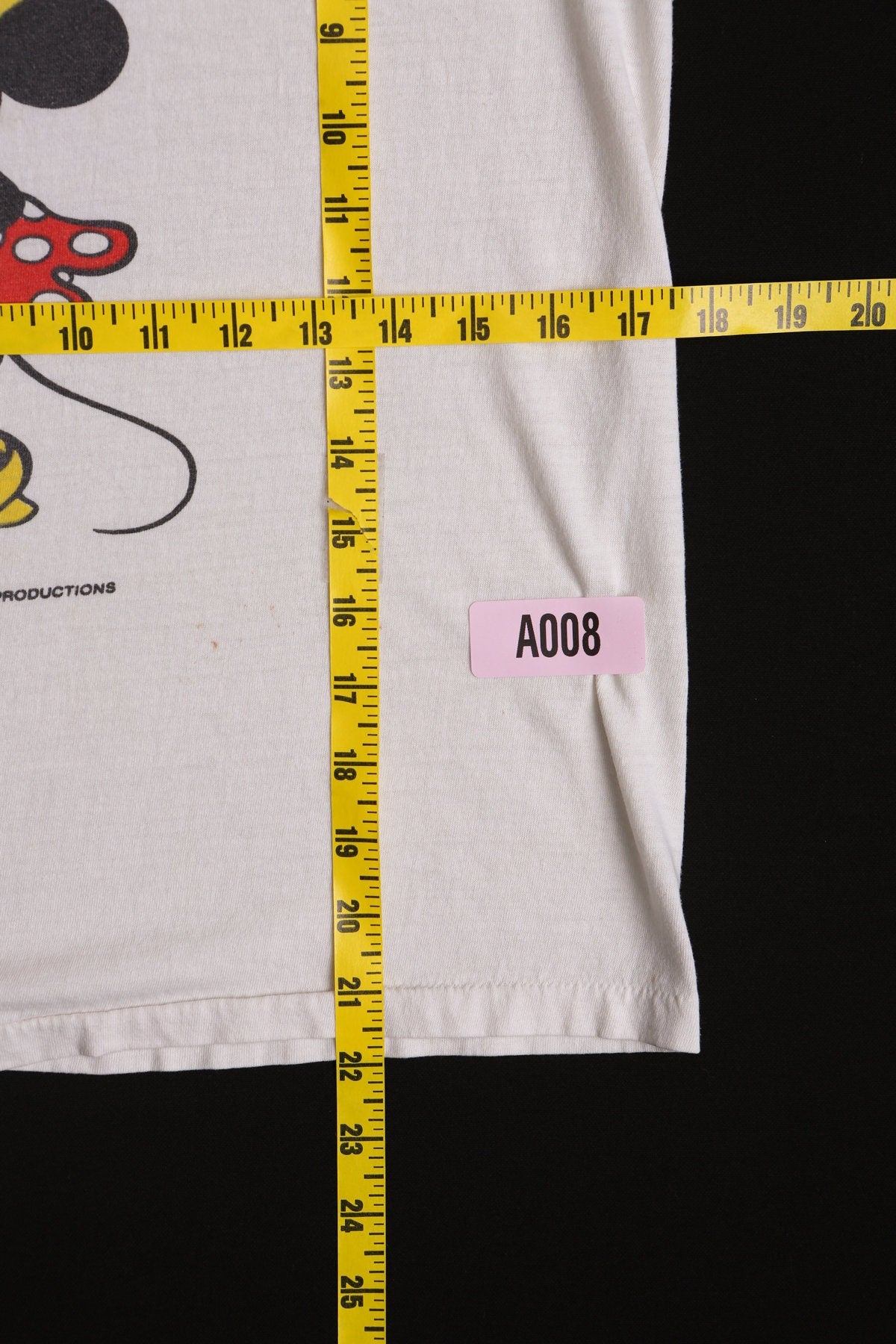 Vintage Minnie Mouse White Graphic T-shirt - Era 70's - 80's