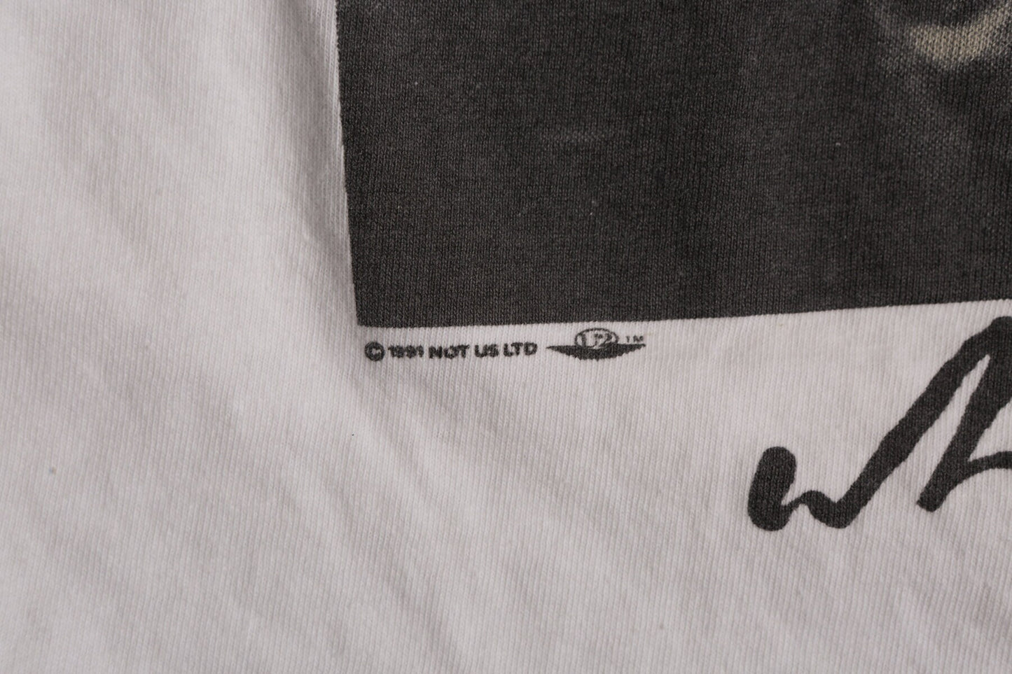 U2 Graphic T-shirt - Smell the Flowers - Ride your car