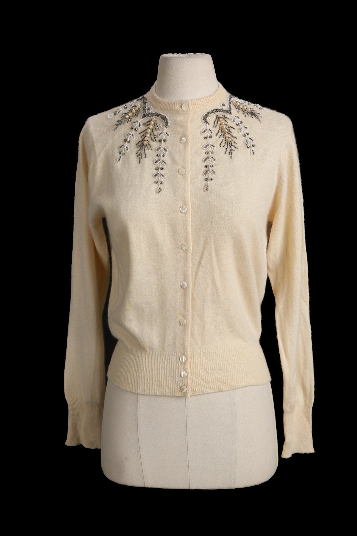 Vintage Women Beaded Beige Sweater - Era 1950s - 1960s - by Ladies Pride