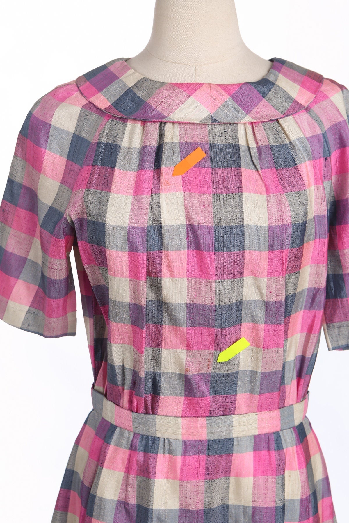 Vintage Women Pink Plaid Retro Dress - Era 50s - 60s