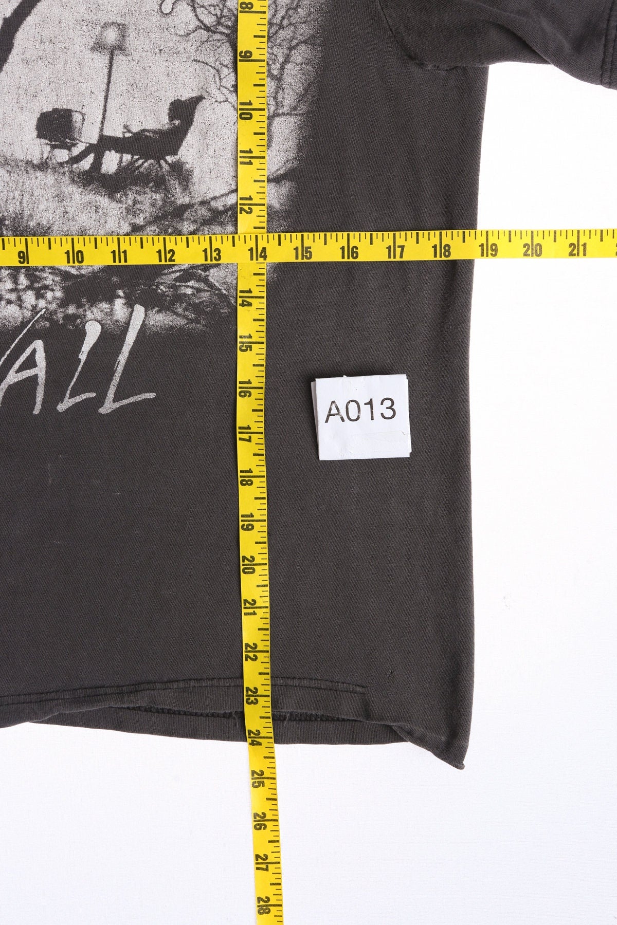 Pink Floyd The Wall Black Rock Graphic T-shirt