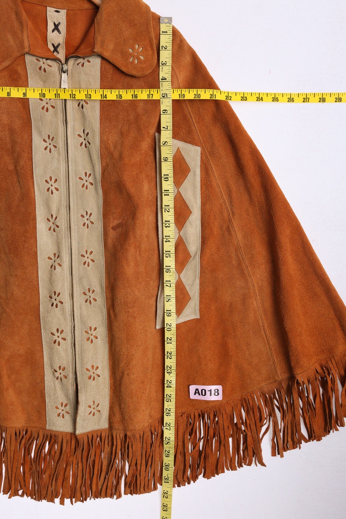 Women Tan Suede Fringed Poncho - Era 70's - 80's