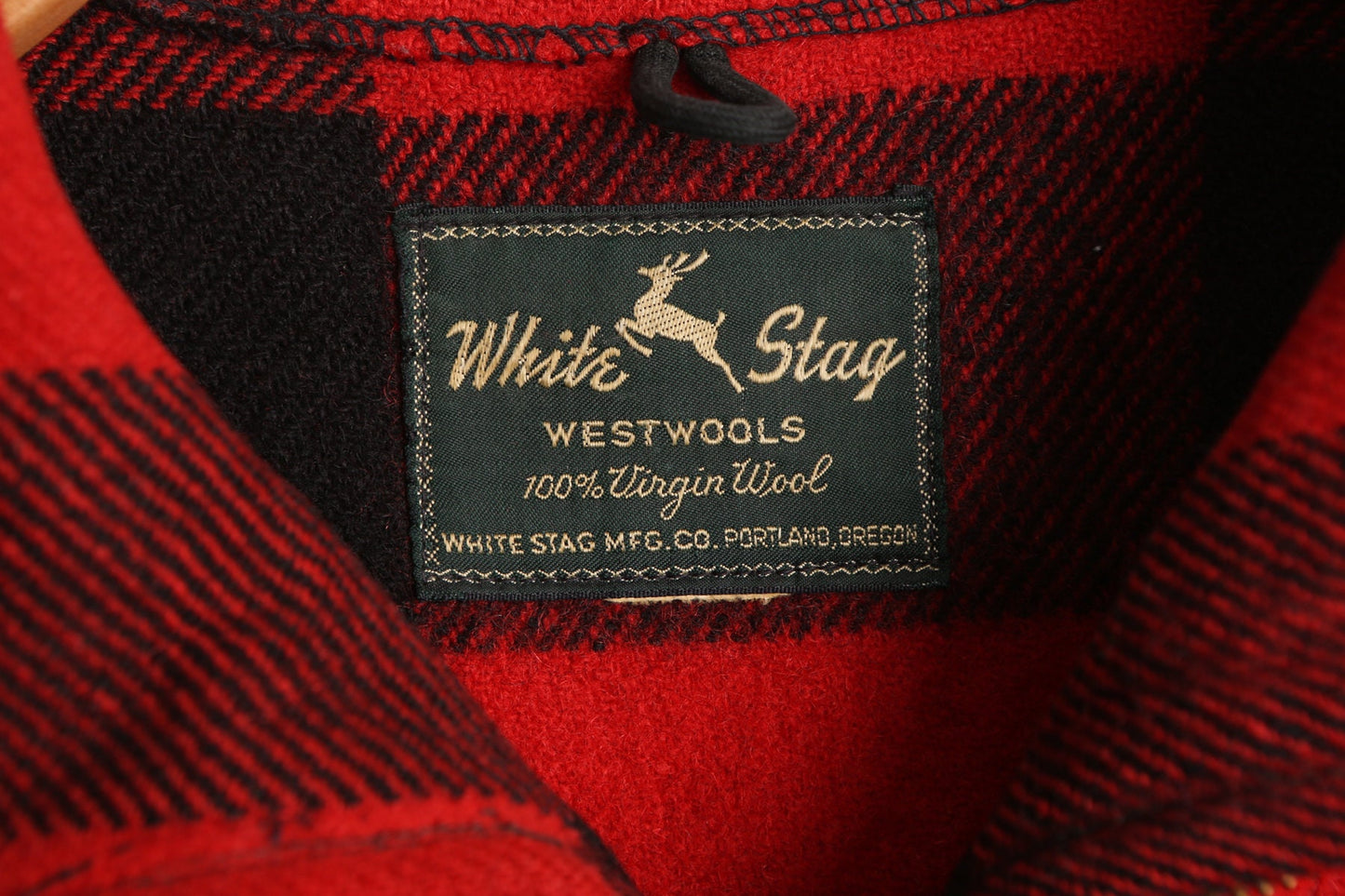 White Stag Men Red Plaid Wool Jacket - Hunters Style - Four Pockets - Zipper Closure