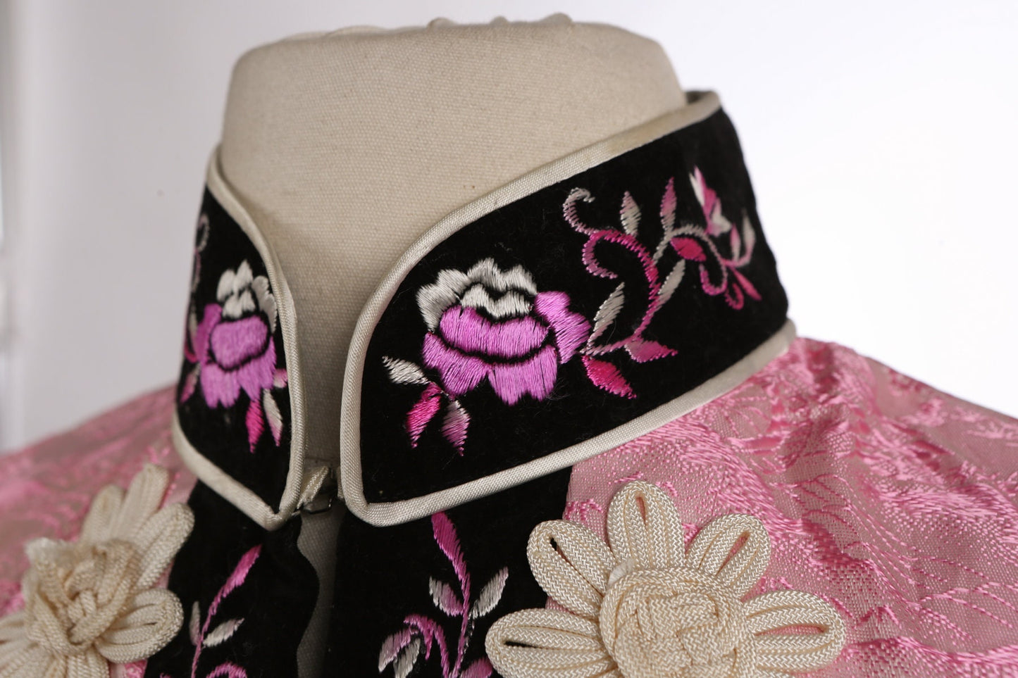 Vintage Cheongsam Jacket - Pink Floral Embroidery