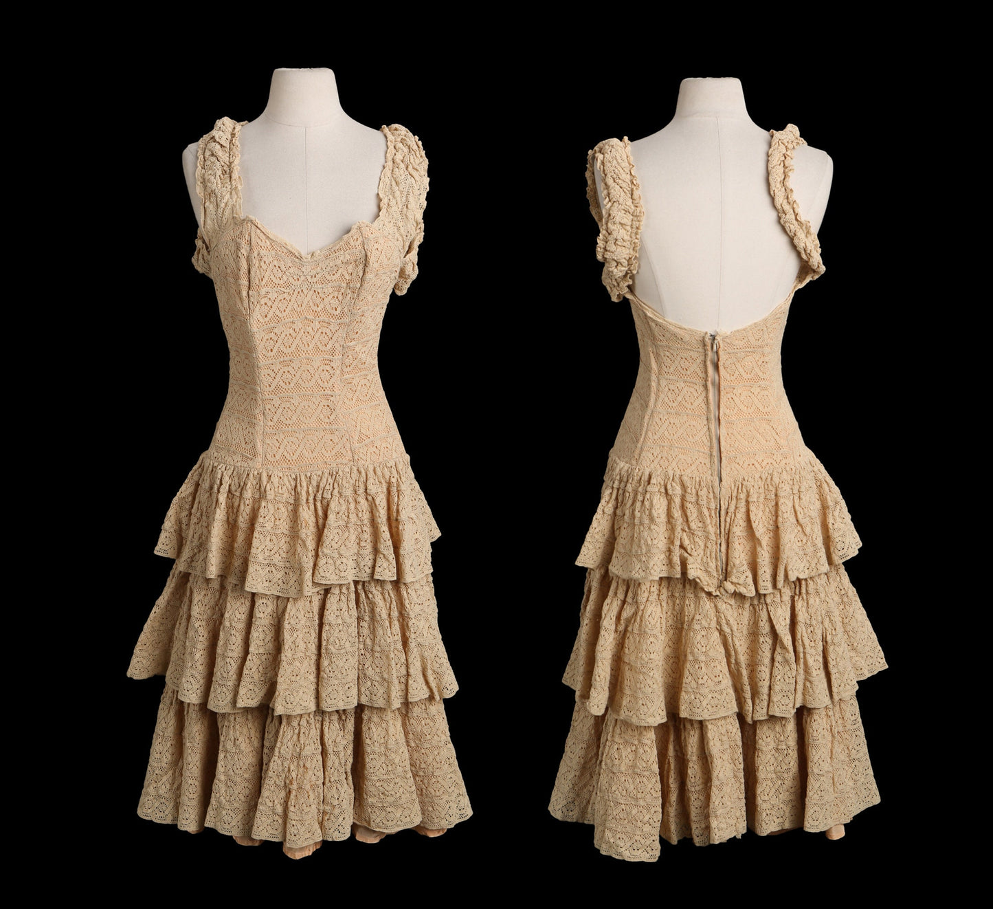 Vintage Crochet Dress - Era 1940s - 1950s - Costume Made - Casual - Metal Zipper Back Closure