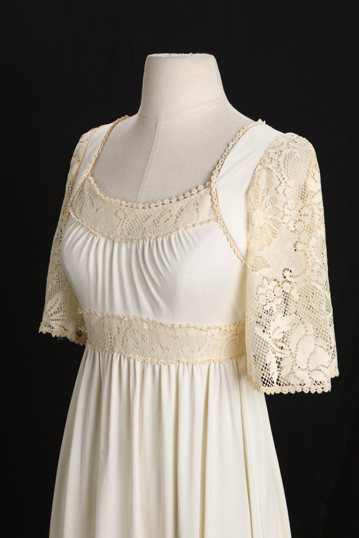 1970s White Poly Shorts Sleeve Summer Dress