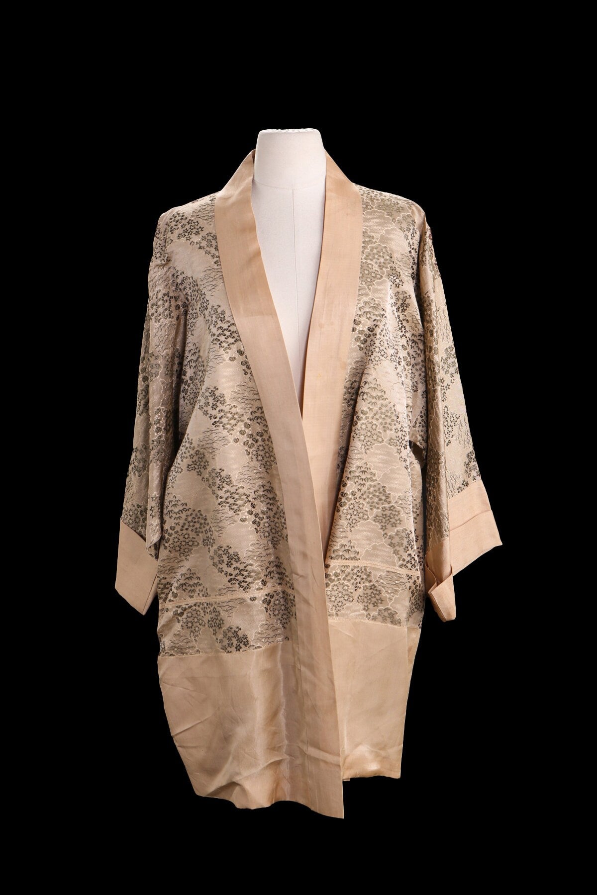 Vintage Brown Kimono Robe with Flower Pattern Details
