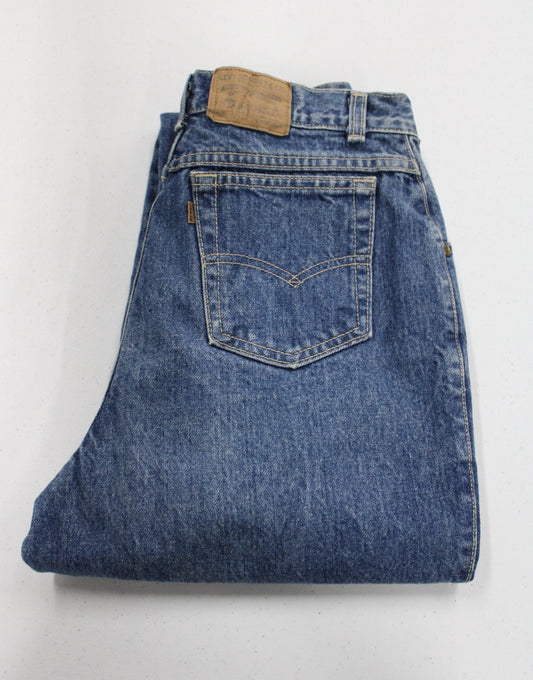 Levi's high waist jeans made in usa size 12 medium wash women vintage relaxed fit