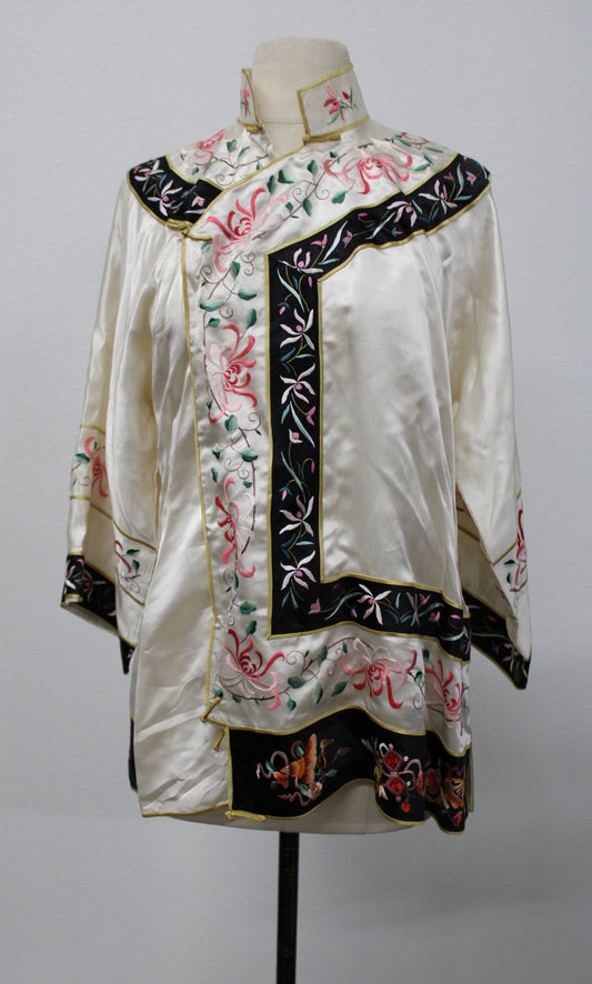 Women cheongsam chinese embroidered top beige satin vintage esme made in china floral chinese arts