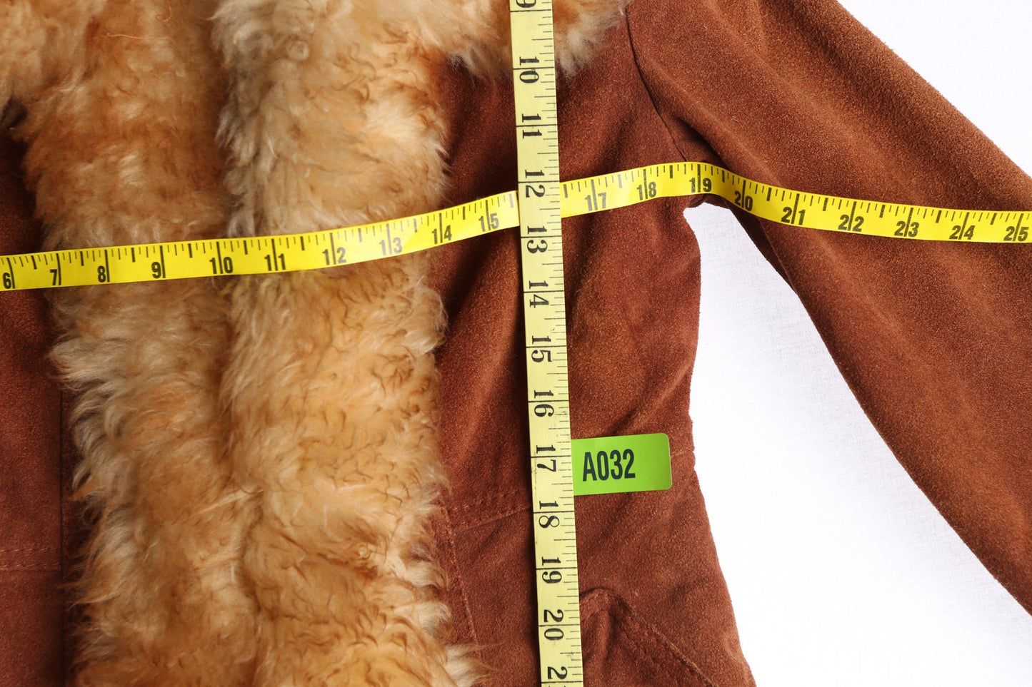 1970s Women Suede Coat with Fur Collar and Fabric Seam