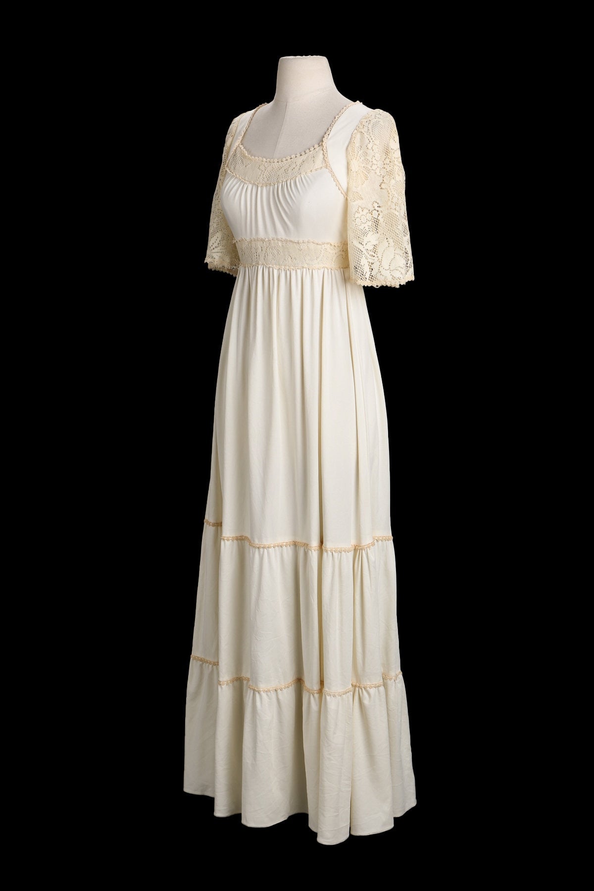 1970s White Poly Shorts Sleeve Summer Dress