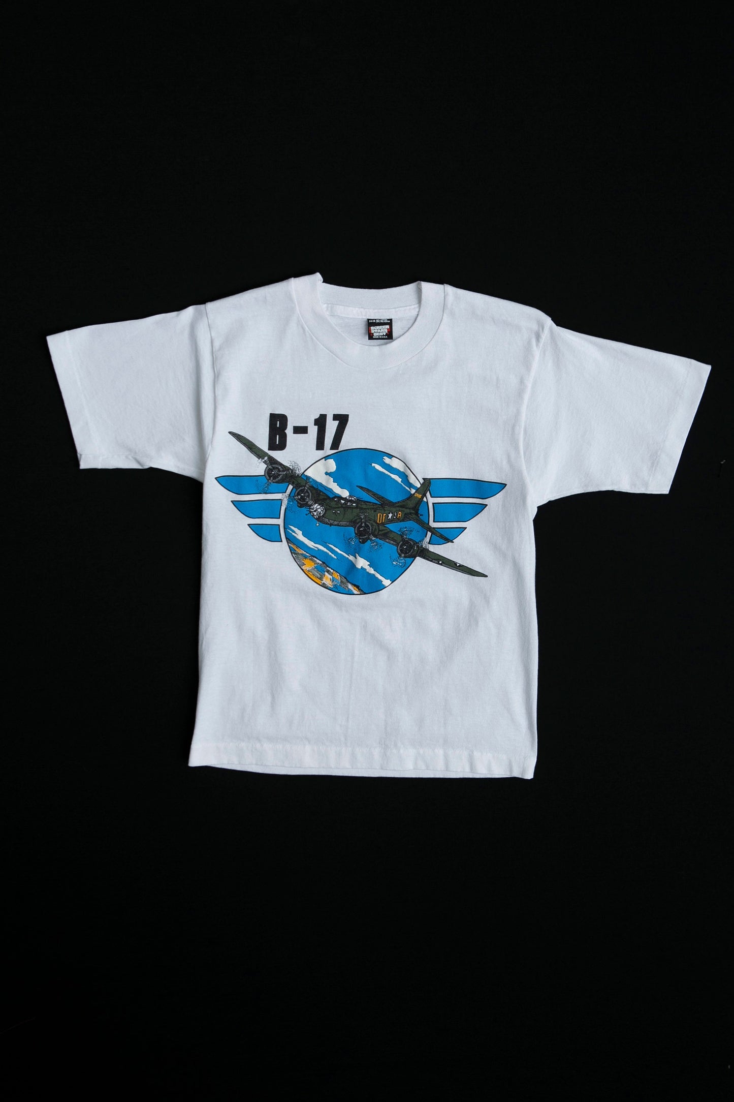 B-17 Bomber Airplane Vintage Graphic T-shirt
