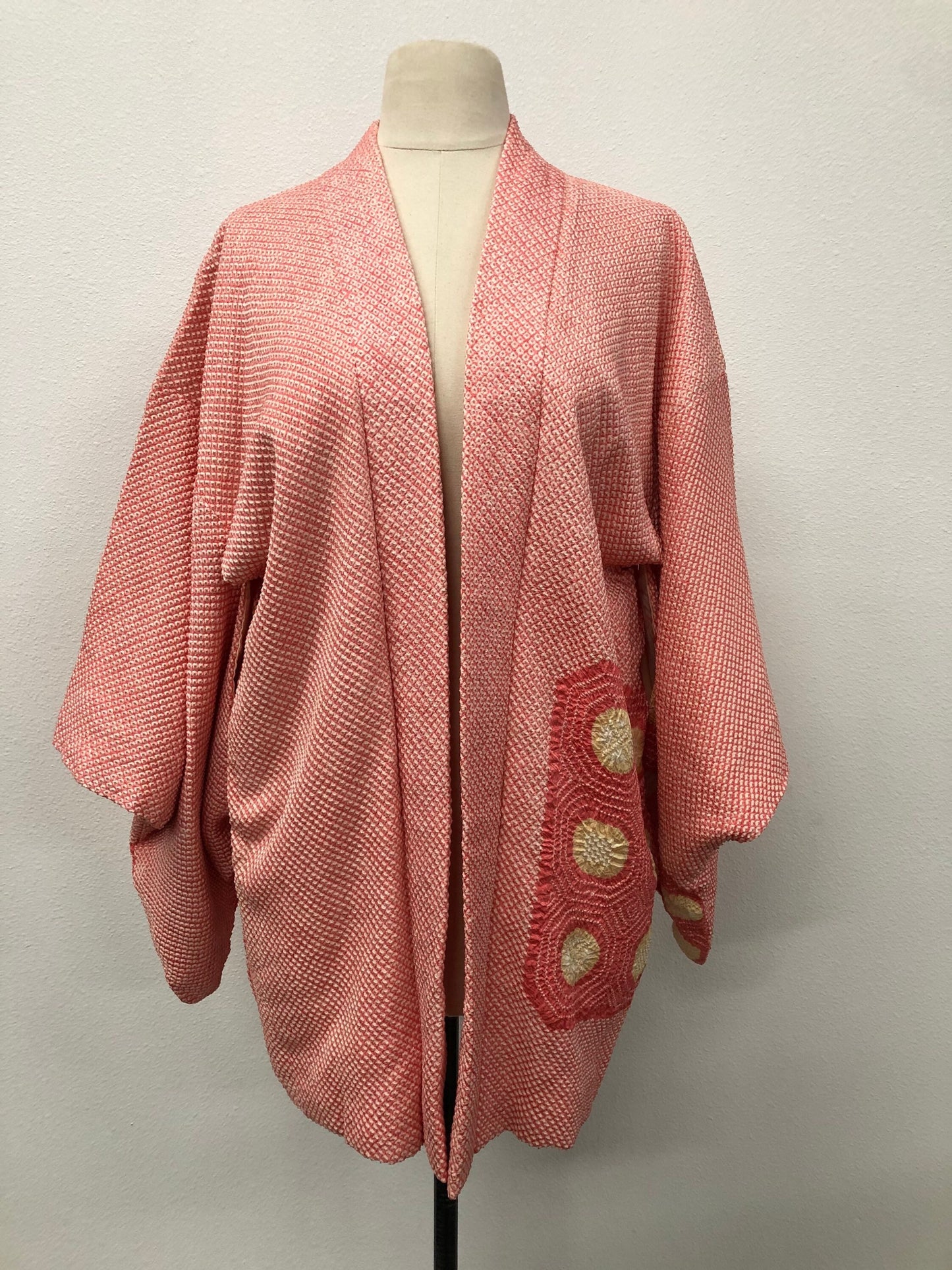 Unisex graphic print indoor wear casual japanese beige lining red jacket kimono