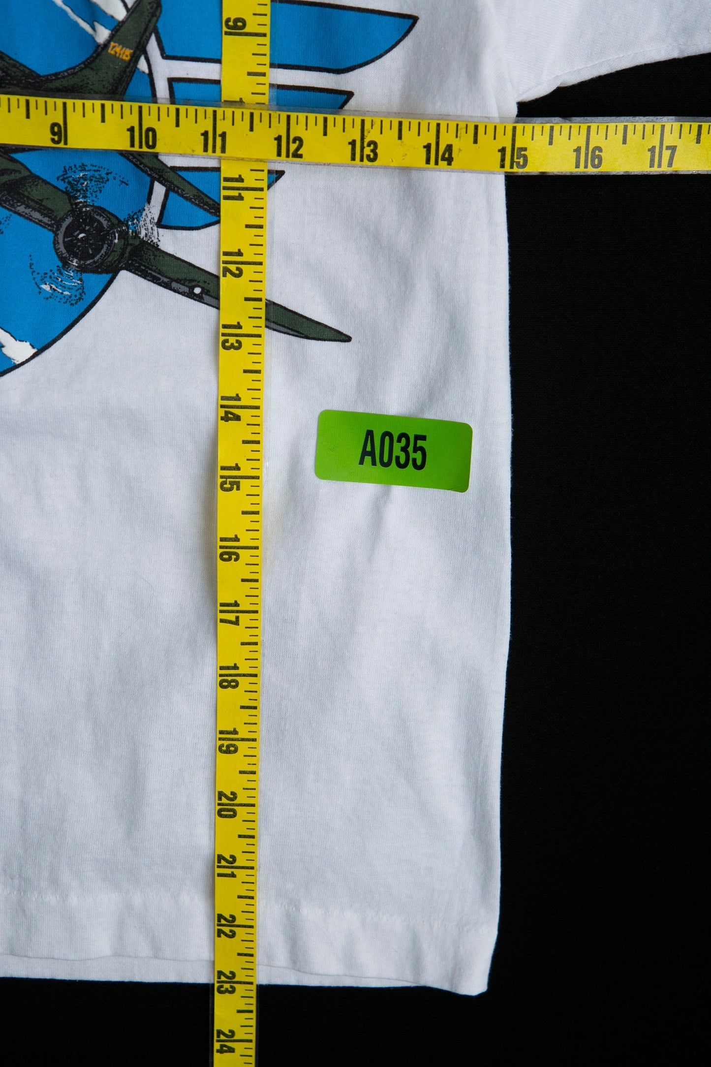 B-17 Bomber Airplane Vintage Graphic T-shirt