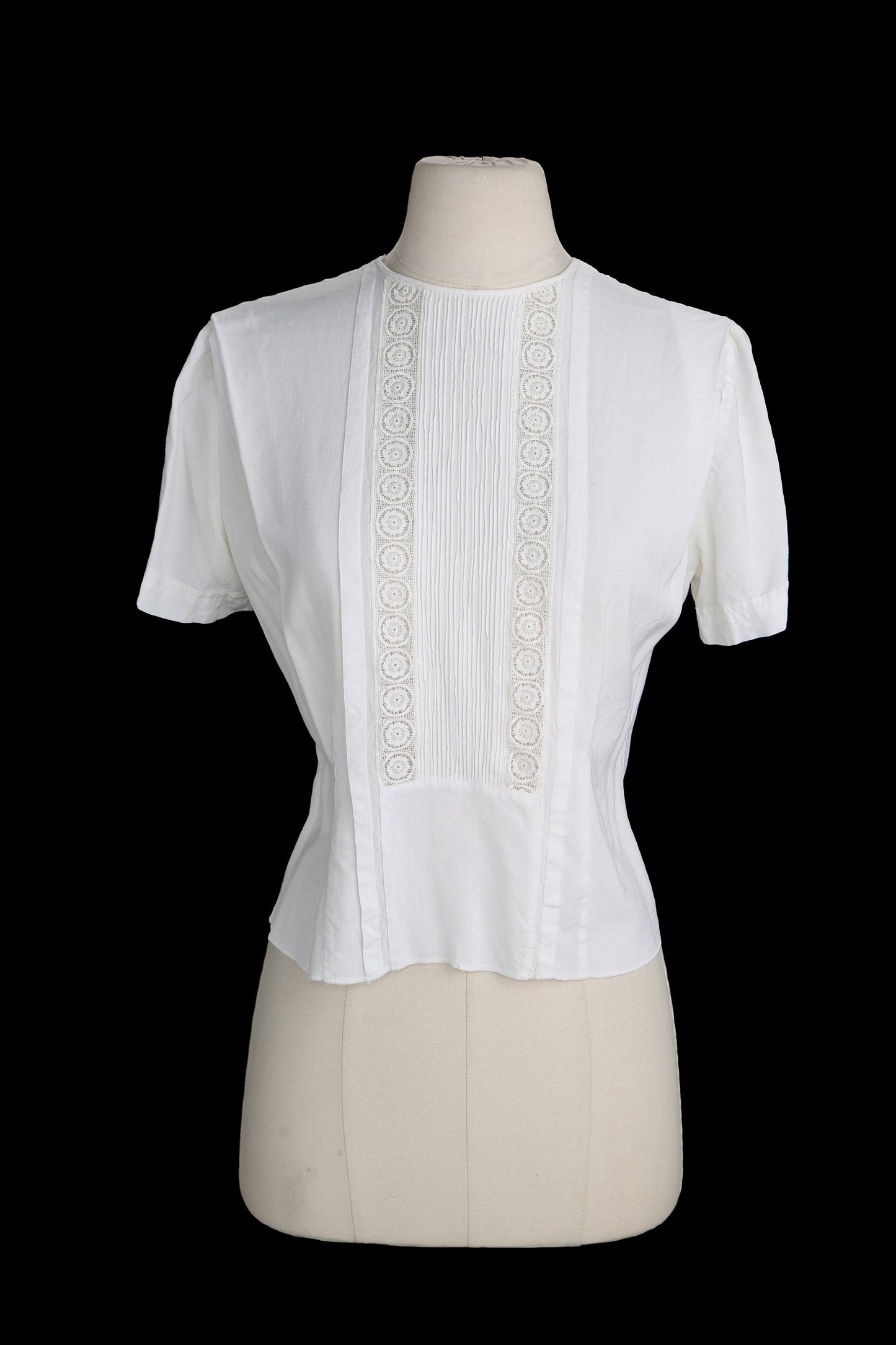 Vintage 1960's White Casual Top with Back Button Closure