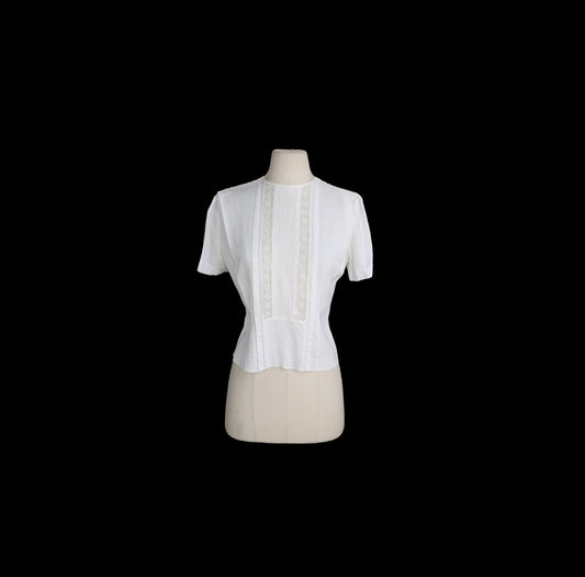 Vintage 1960's White Casual Top with Back Button Closure