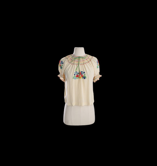 Vintage Floral Embroidered Blouse
