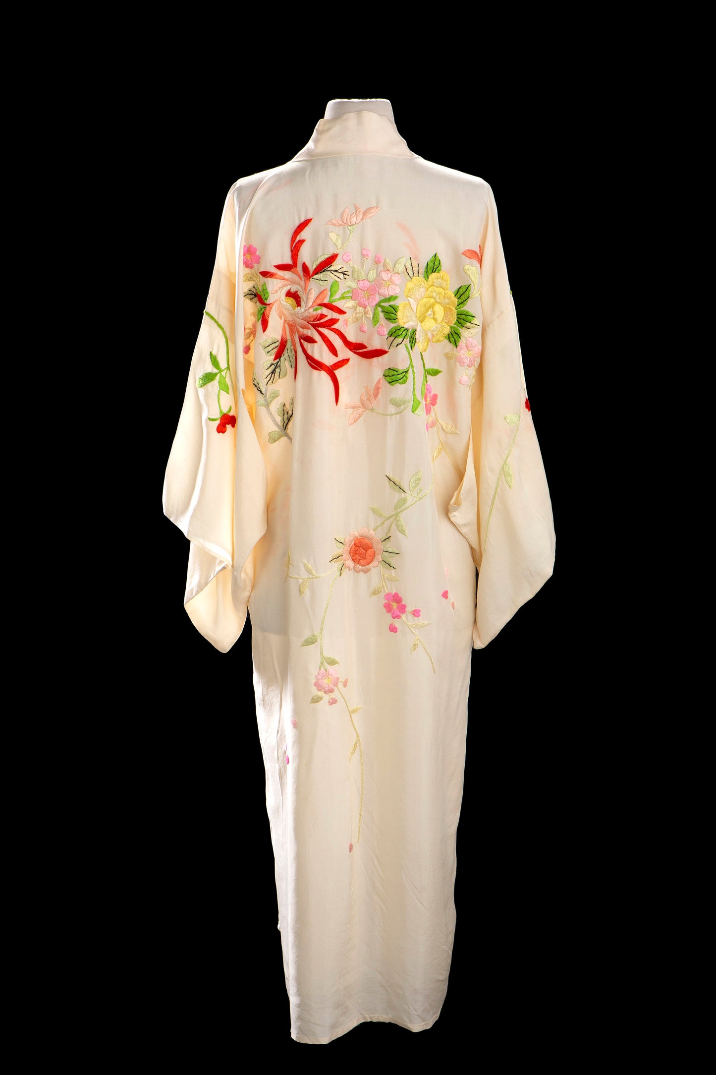 Vintage Kimono Robe with Floral Embroidery