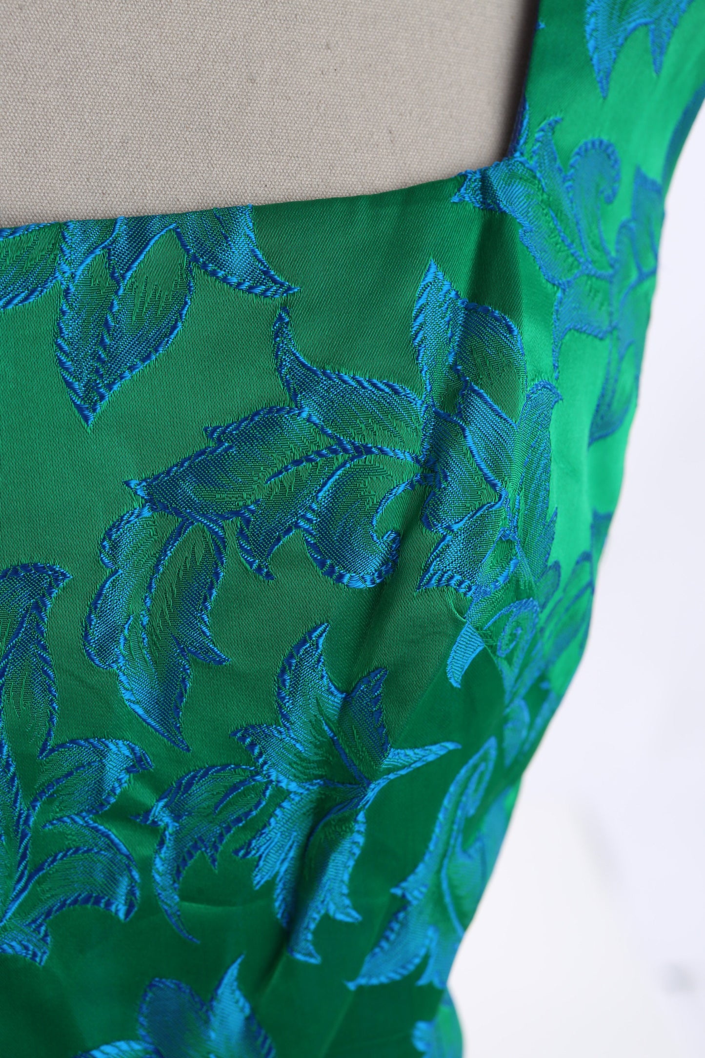 Vintage Lilli Diamond Green Evening Dress with Blue Leaves Fabric Pattern