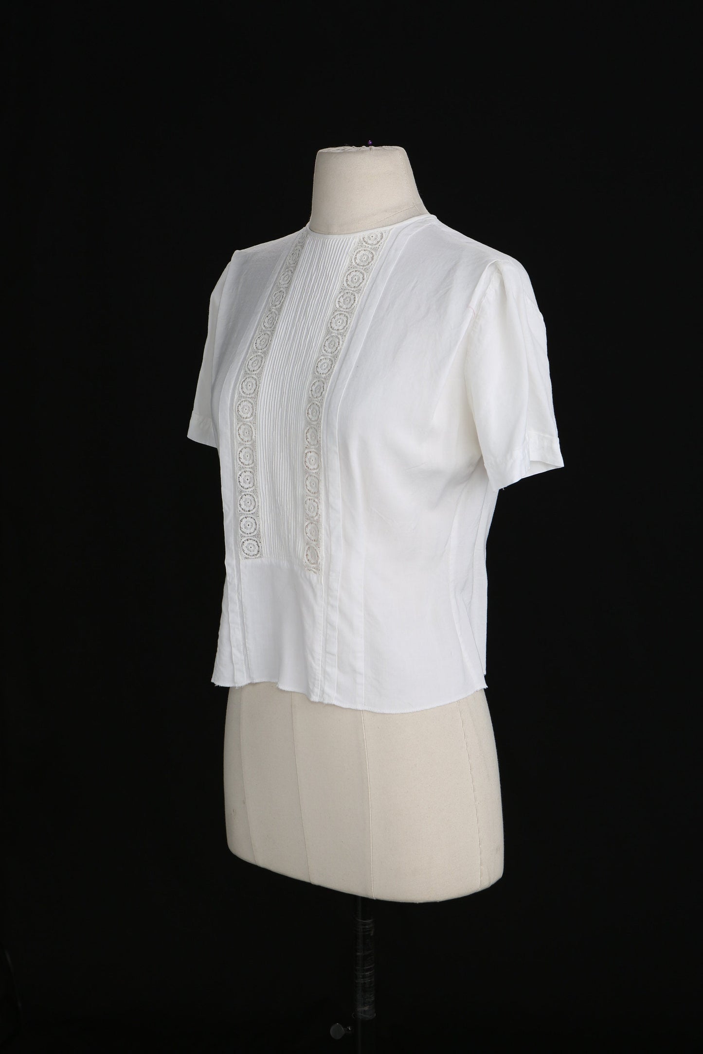 Vintage 1960's White Casual Top with Back Button Closure