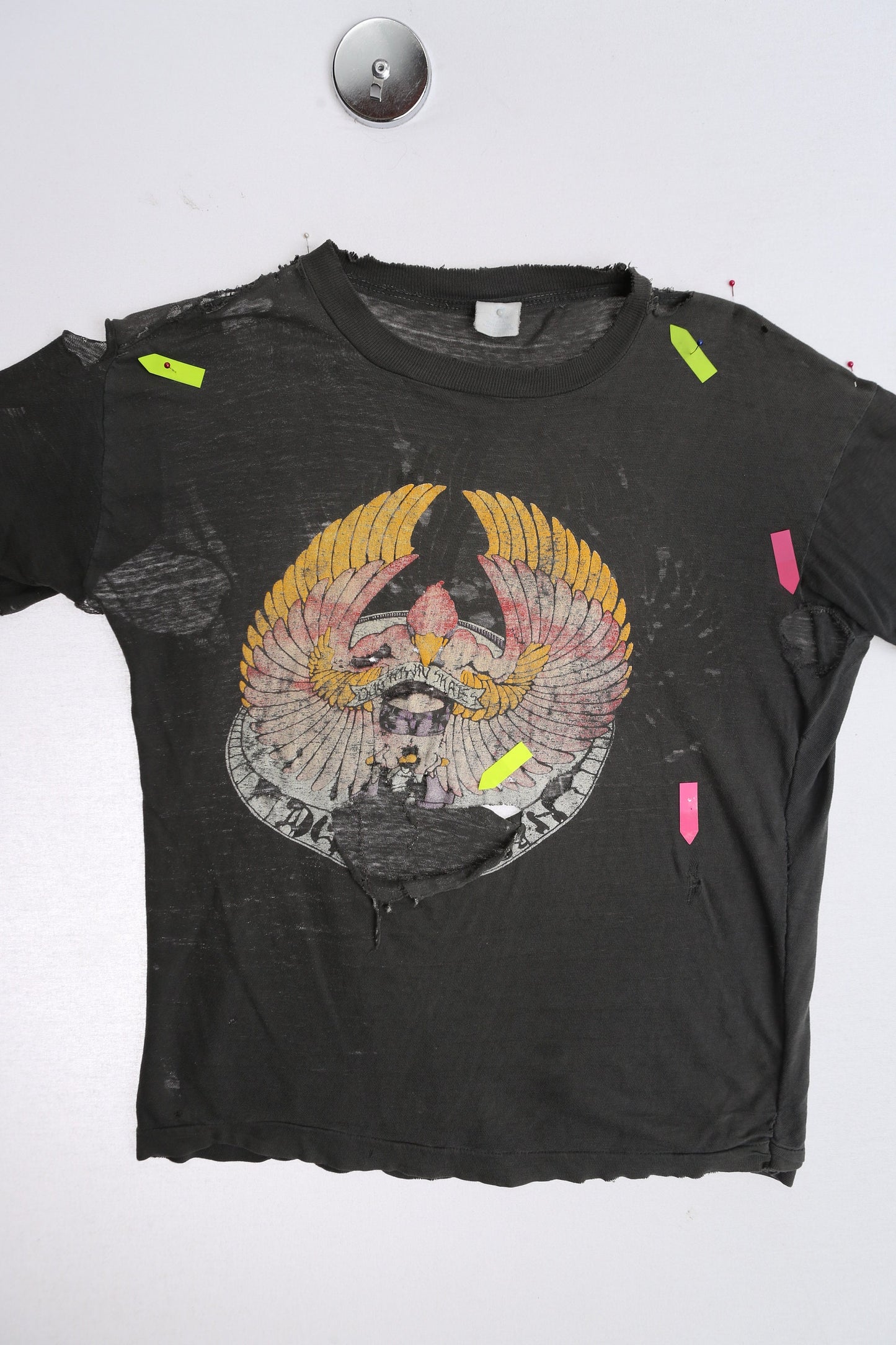 Vintage Graphic Skater T-shirt - Dog Town Skates - This item is recommended AS A COLLECTIBLE.