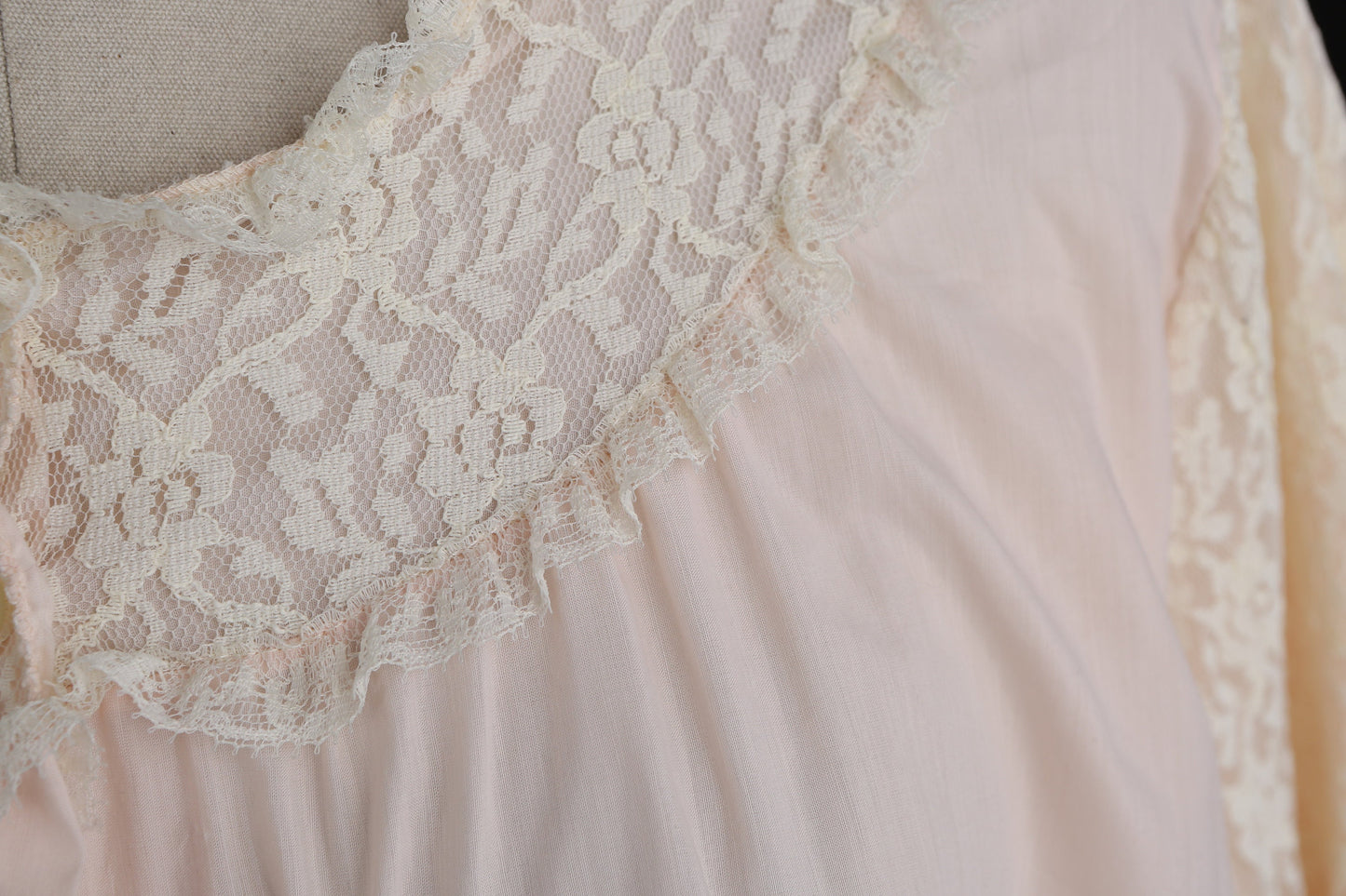 Vintage Nightgown Blouse - Era 1960s - 1970s