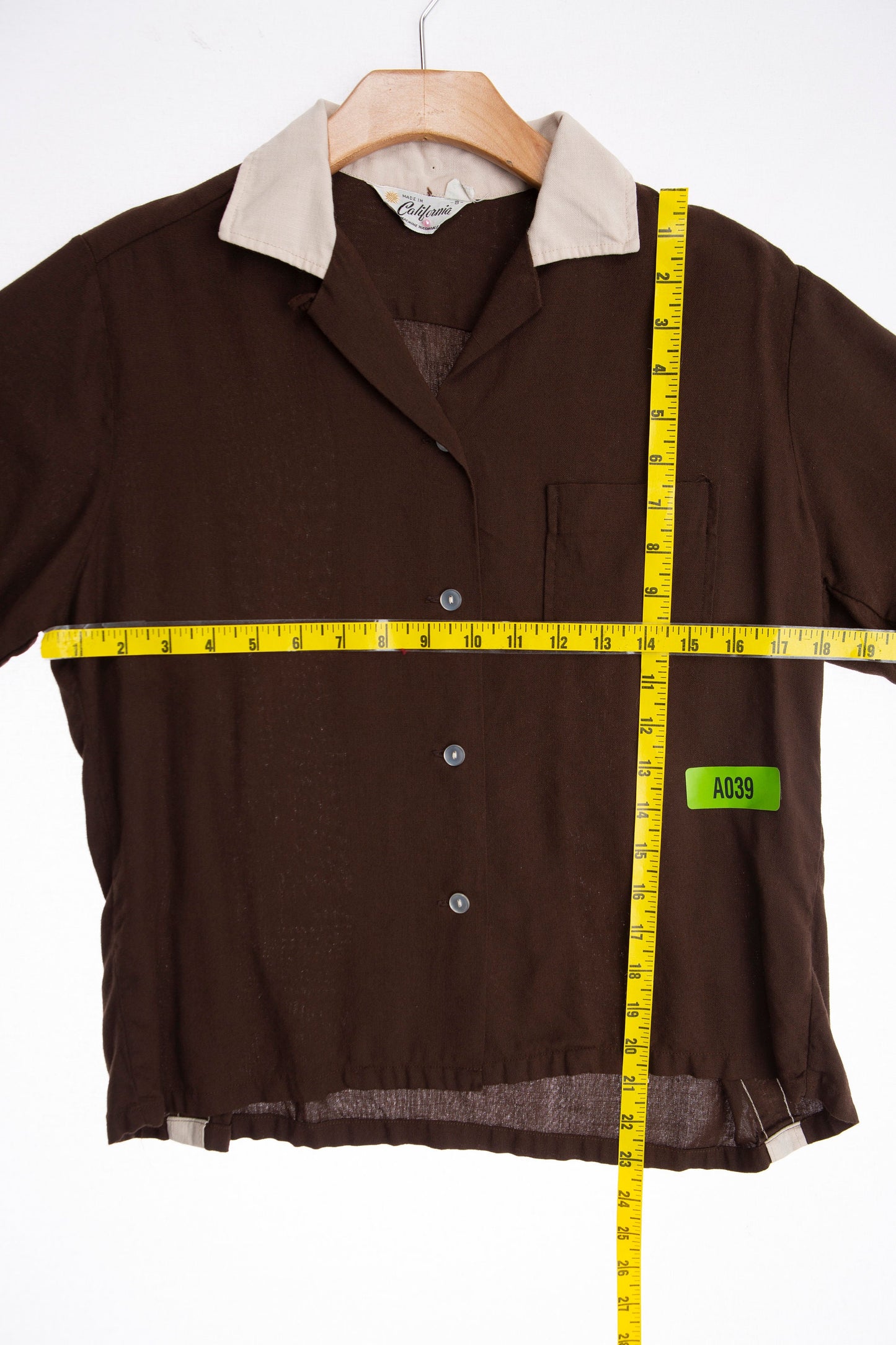 Vintage Women Bowling Top by California Label - Era 1940s - 1950s