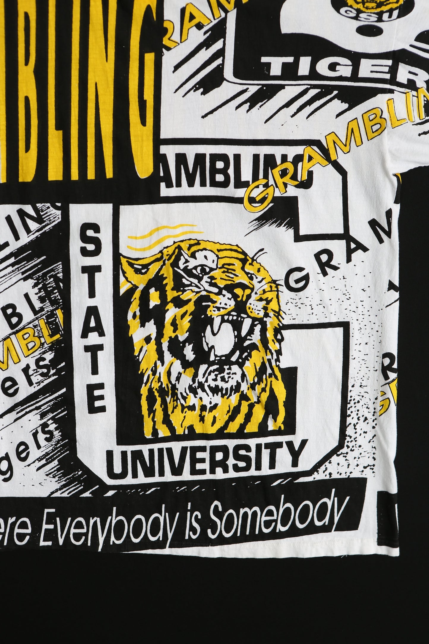 Vintage Grabling Tiger State University Football White Graphic T-shirt