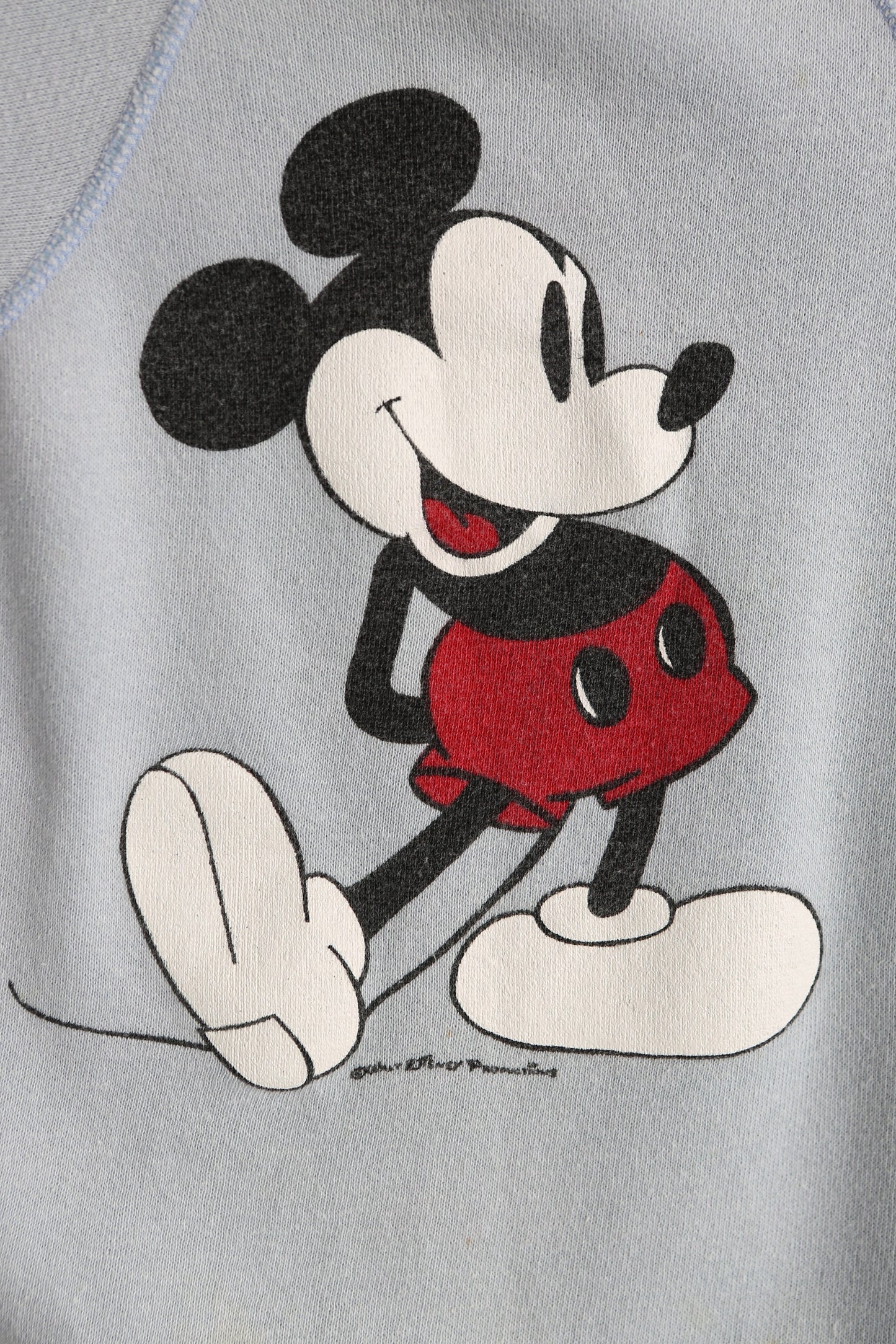 Vintage Mickey Mouse Graphic Sweatshirt - Era 1970's to 1980's