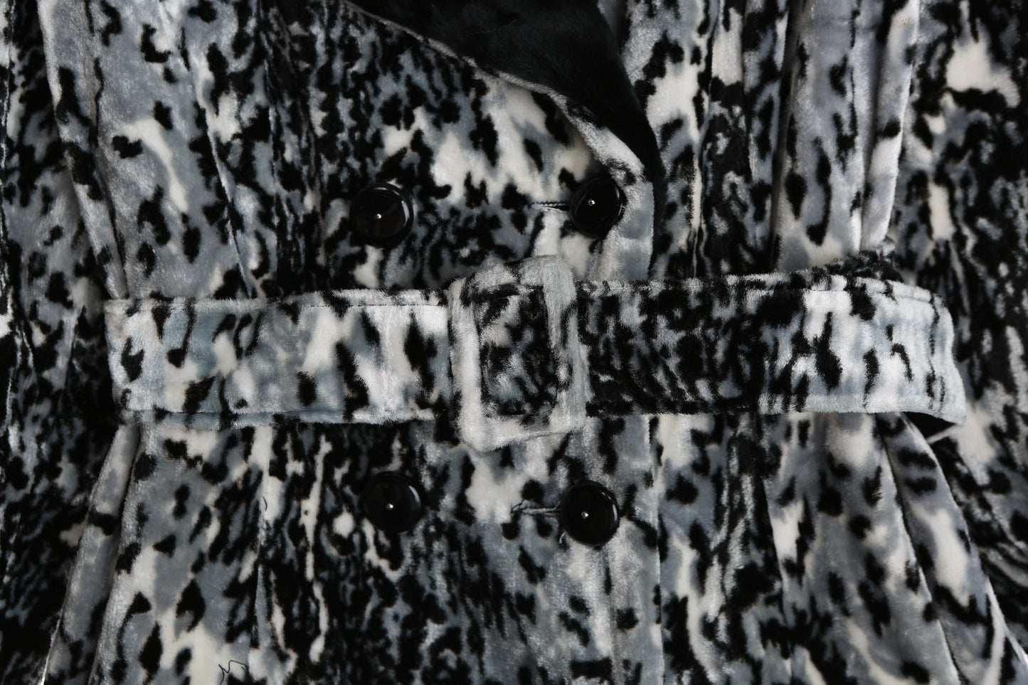 Vintage Women 1970's Gray Lepard Print Faux Fur Winter Coat