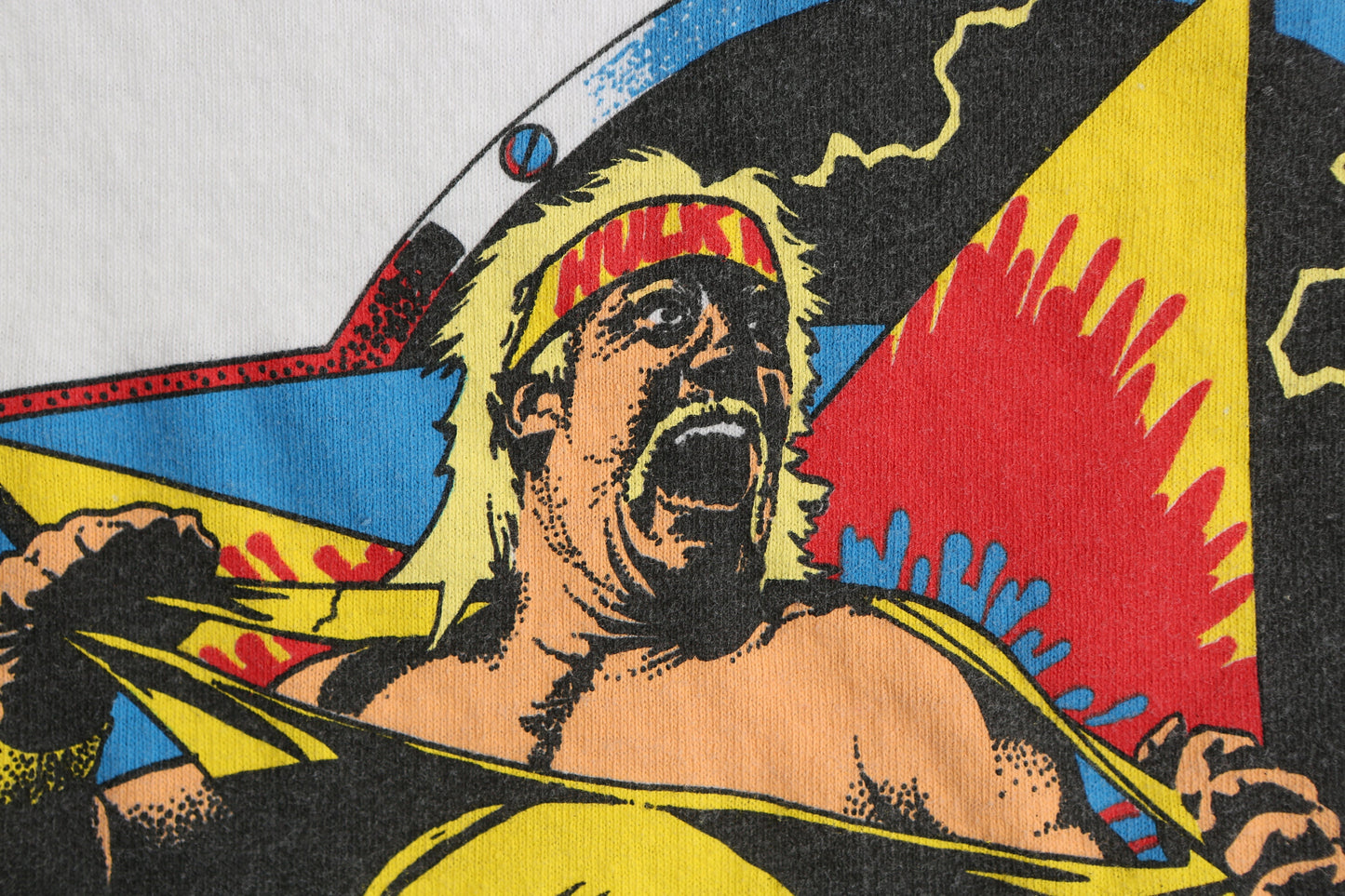 Vintage Hulk Hogan Wrestling Graphic T-shirt
