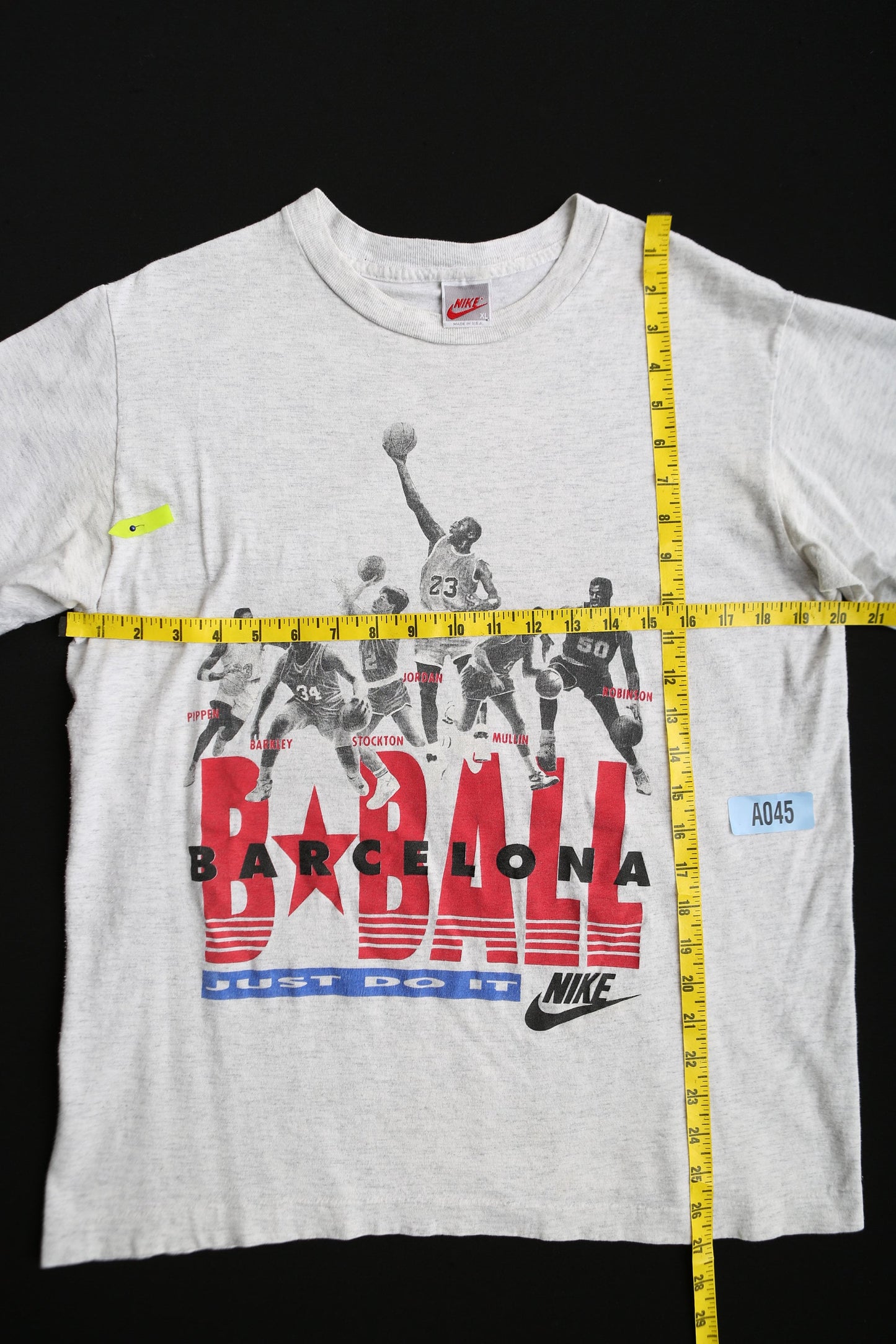 Vintage Nike Basketball Graphic T-shirt with Barcelona B Ball Just Do It