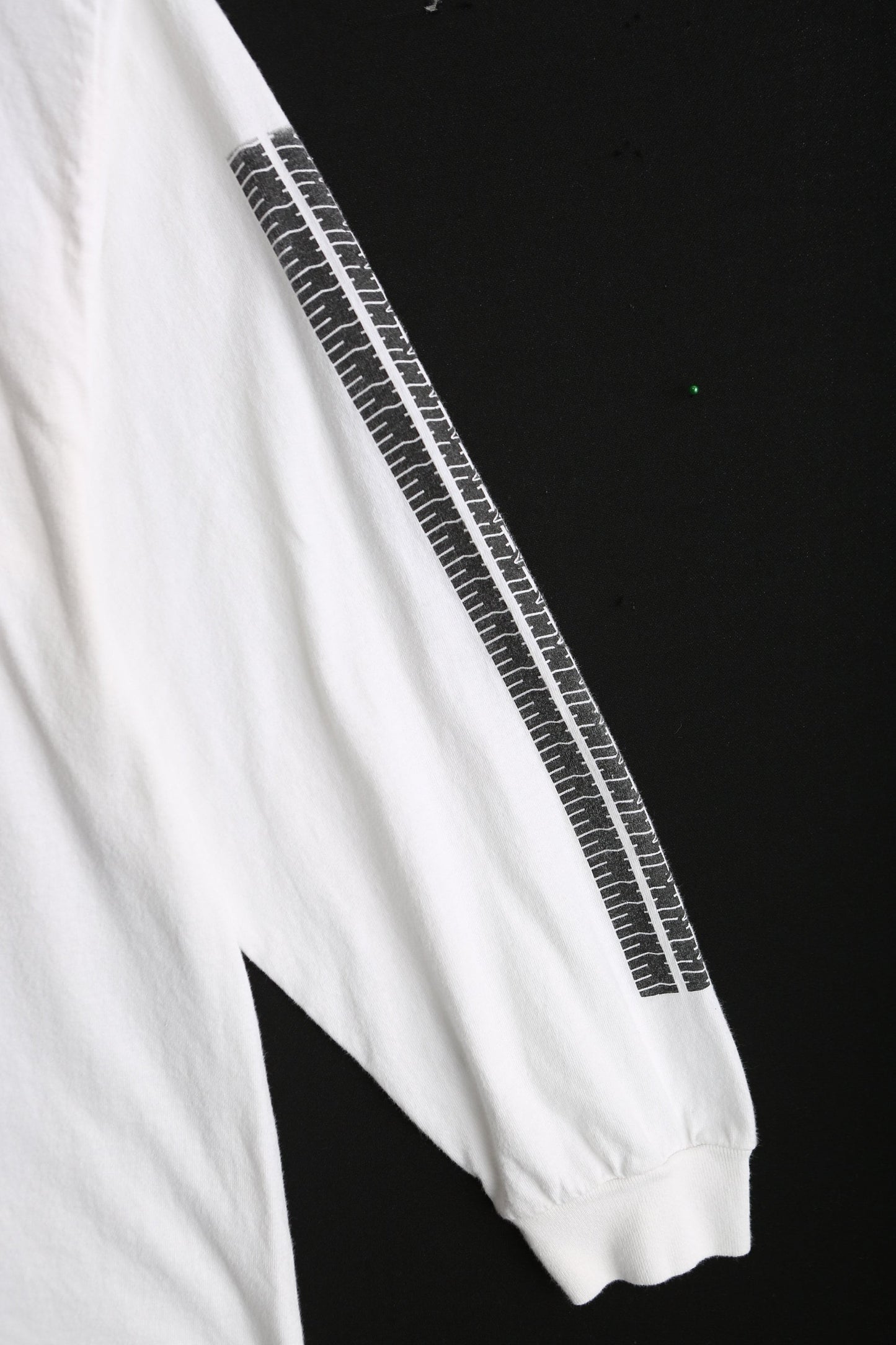 Vintage Long Sleeve White Rock Graphic T-shirt / Powered by Metallica