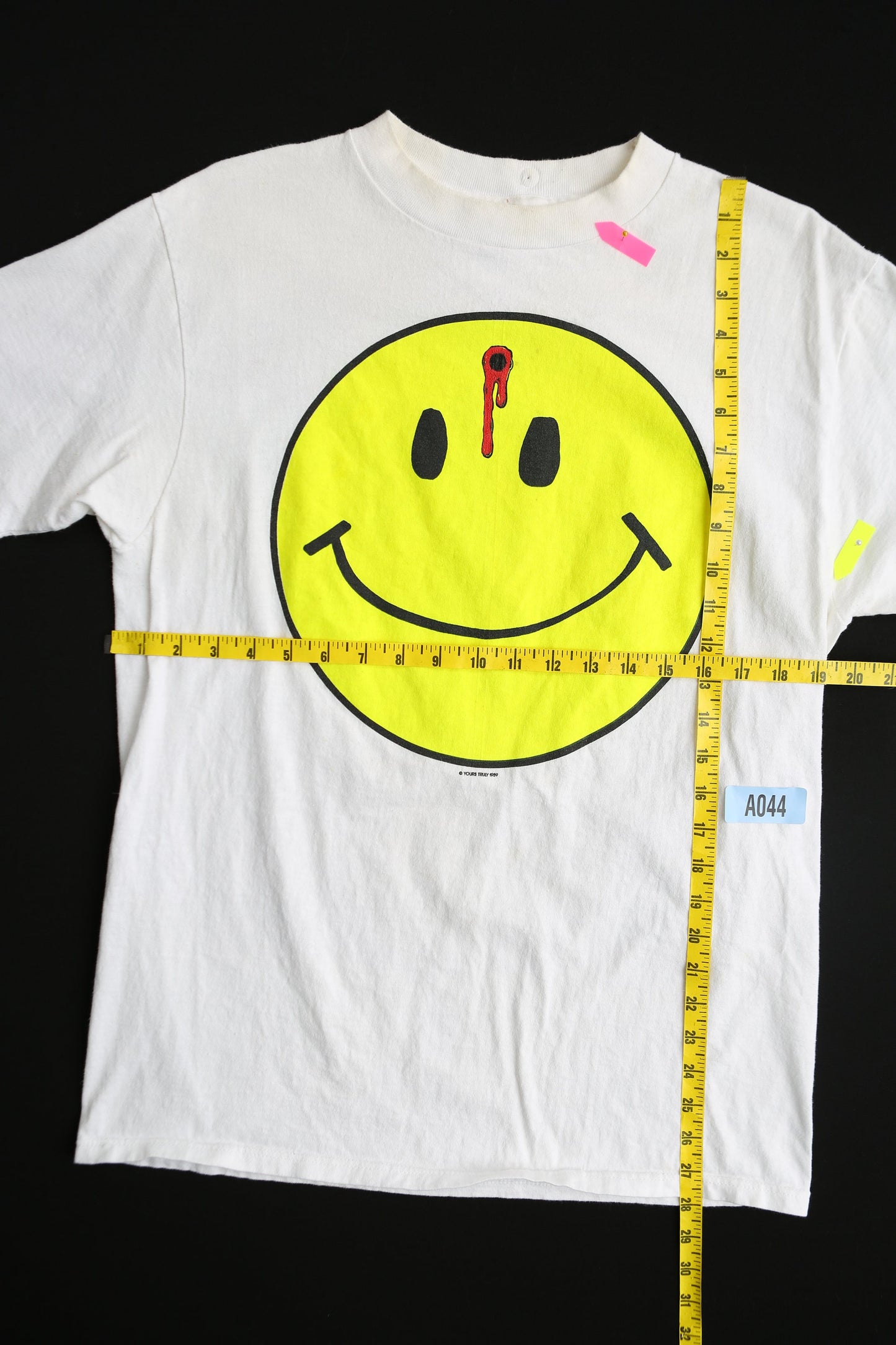 Vintage Happy Face White Graphic T-shirt - Yours Truly 1995