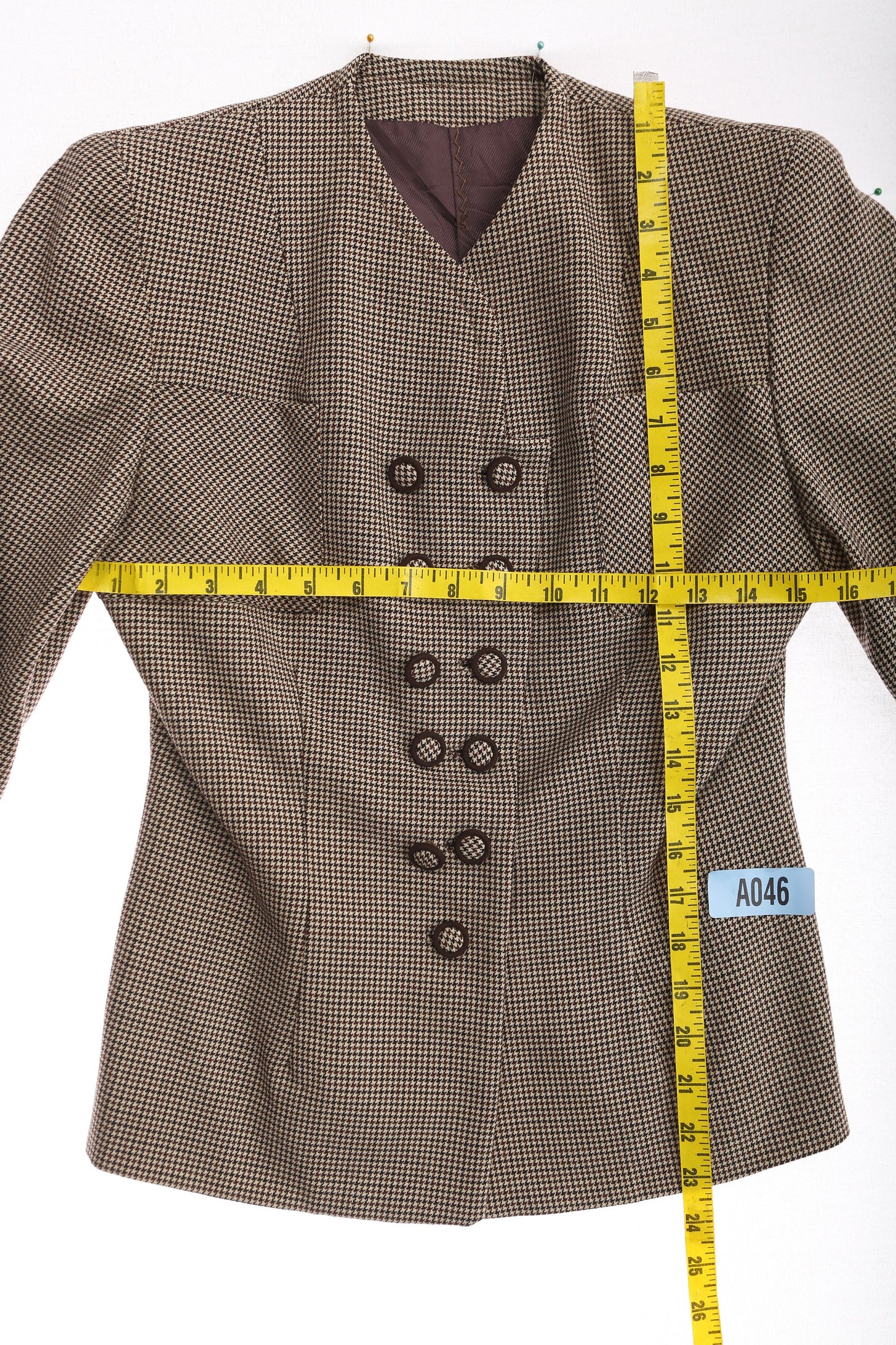 Vintage Women Brown Plaid Casual Jacket / Era 1940's - 1950's