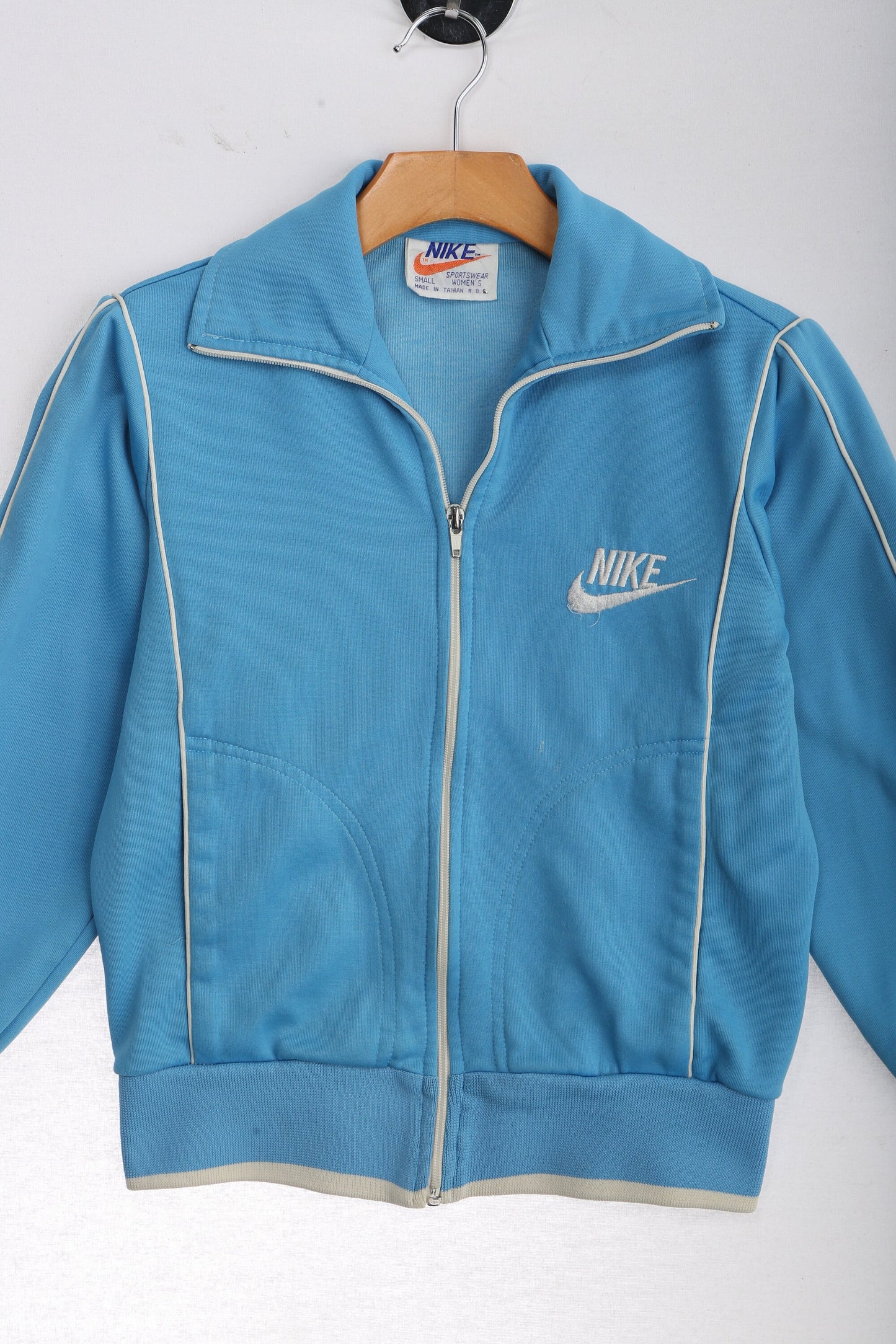 Vintage Nike Blue Jogging Jacket - Orange Fly / Era 1970's - 1980's