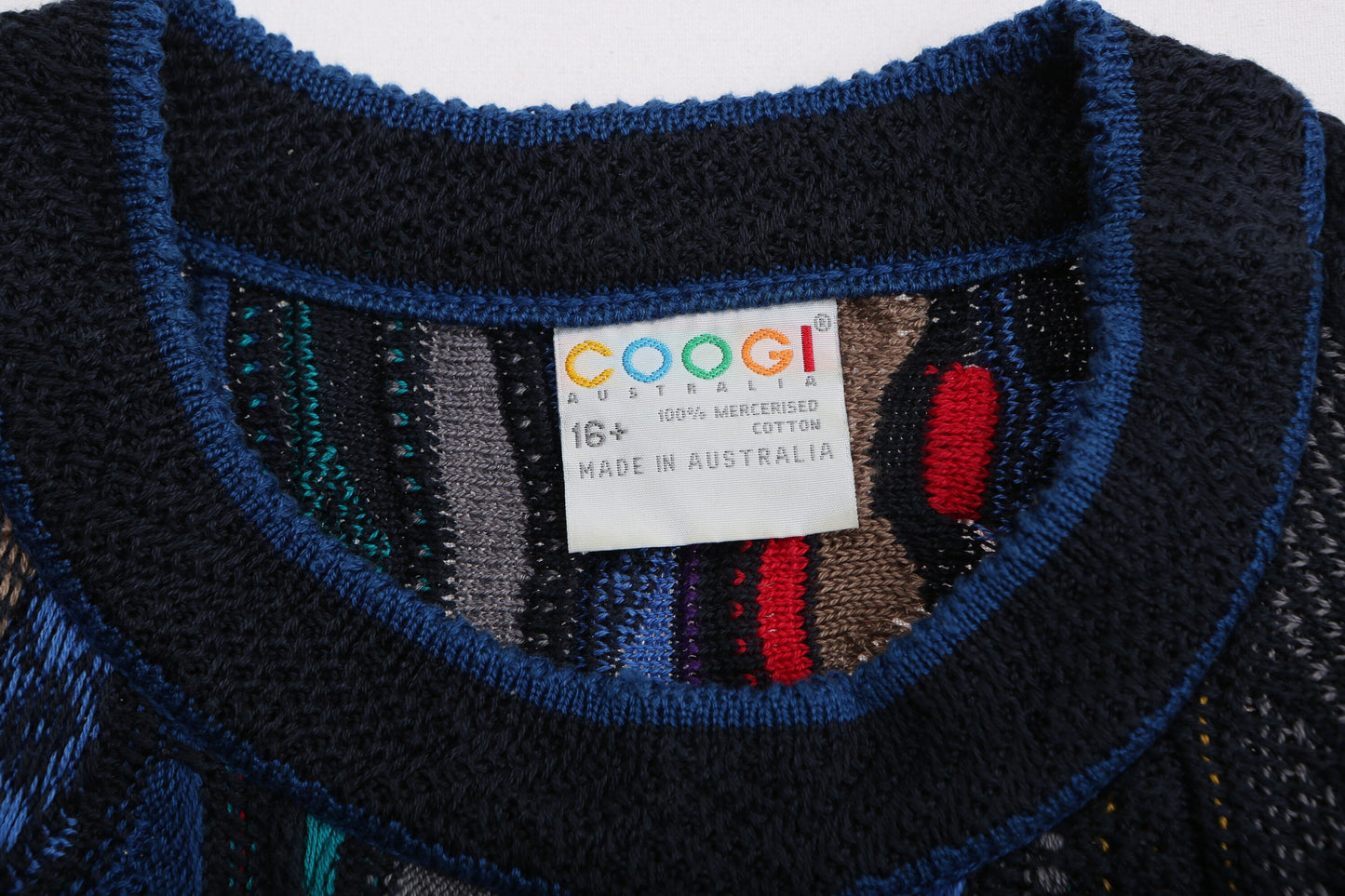 Vintage Crew Neck COOGI Sweater / Era 1990's - Y2K