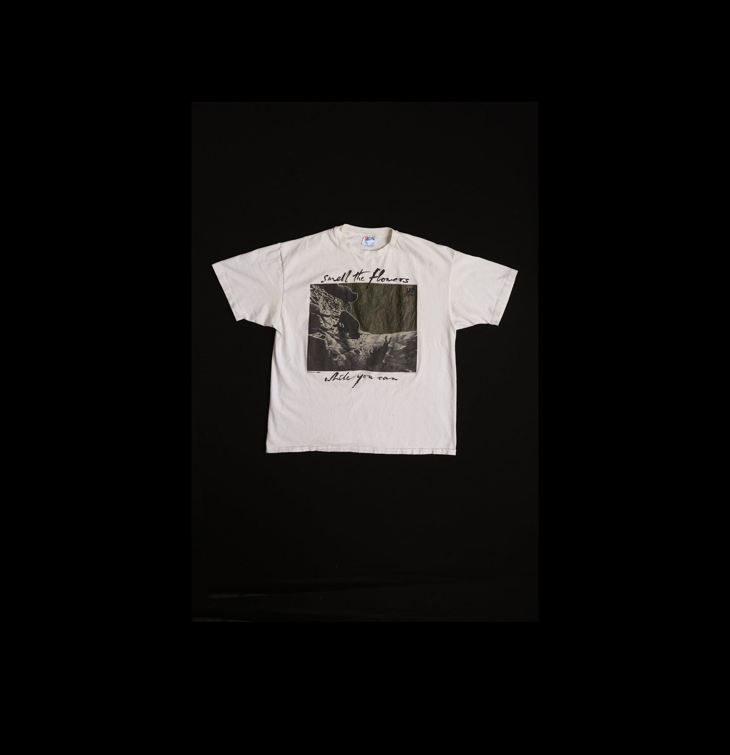 U2 Graphic T-shirt - Smell the Flowers - Ride your car