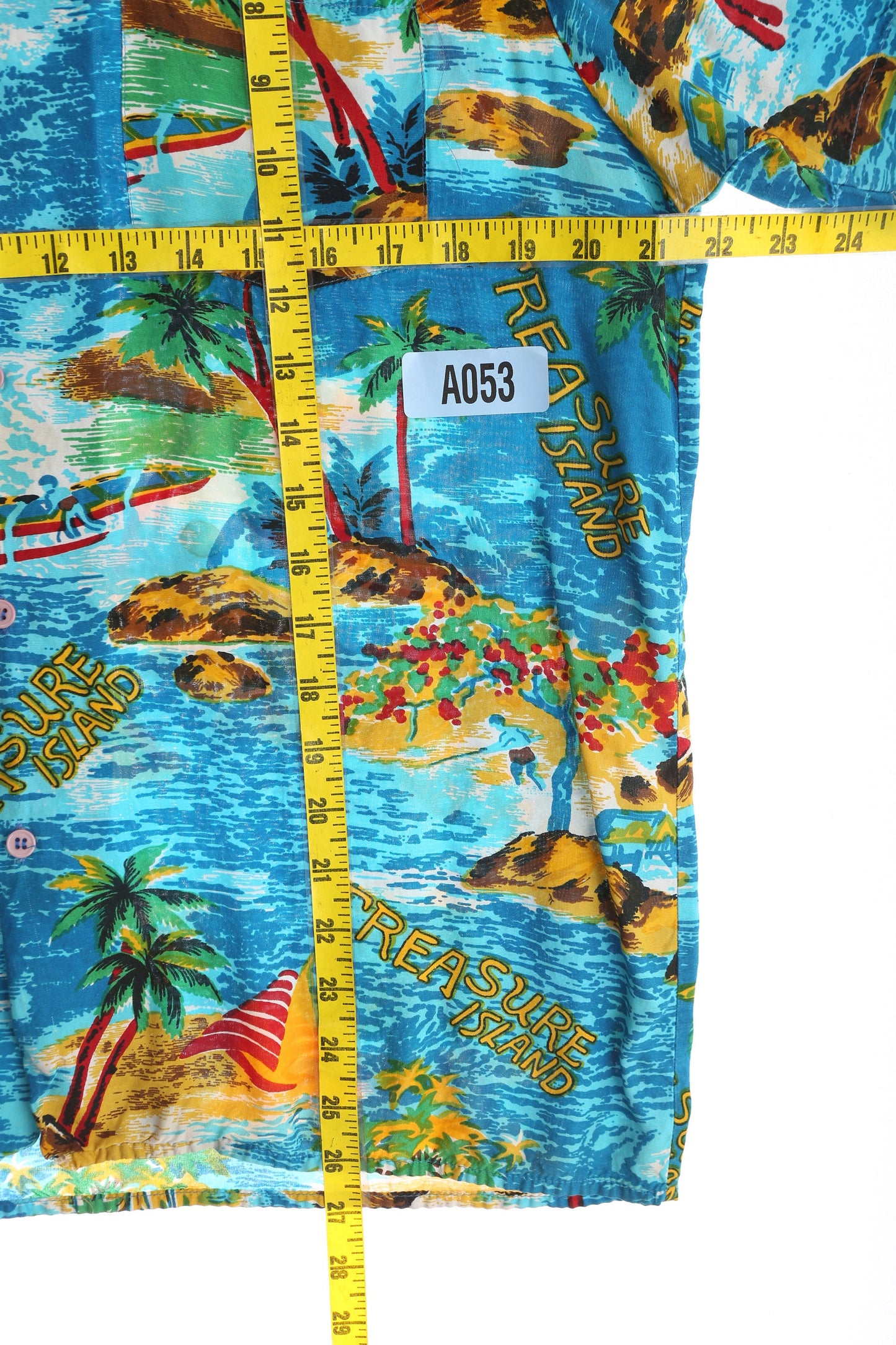 Vintage Hawaiian Shirt / by Hawaiian Fashions