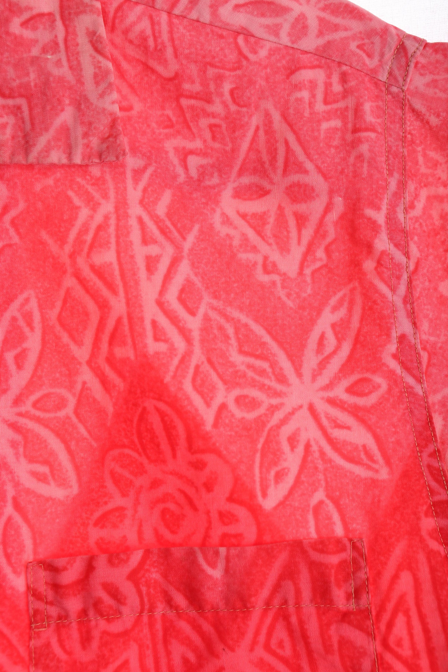 Vintage Hawaiian Shirt by Hawaiian Tops / Made in Hawaii / Estimated era: 40s - 50s