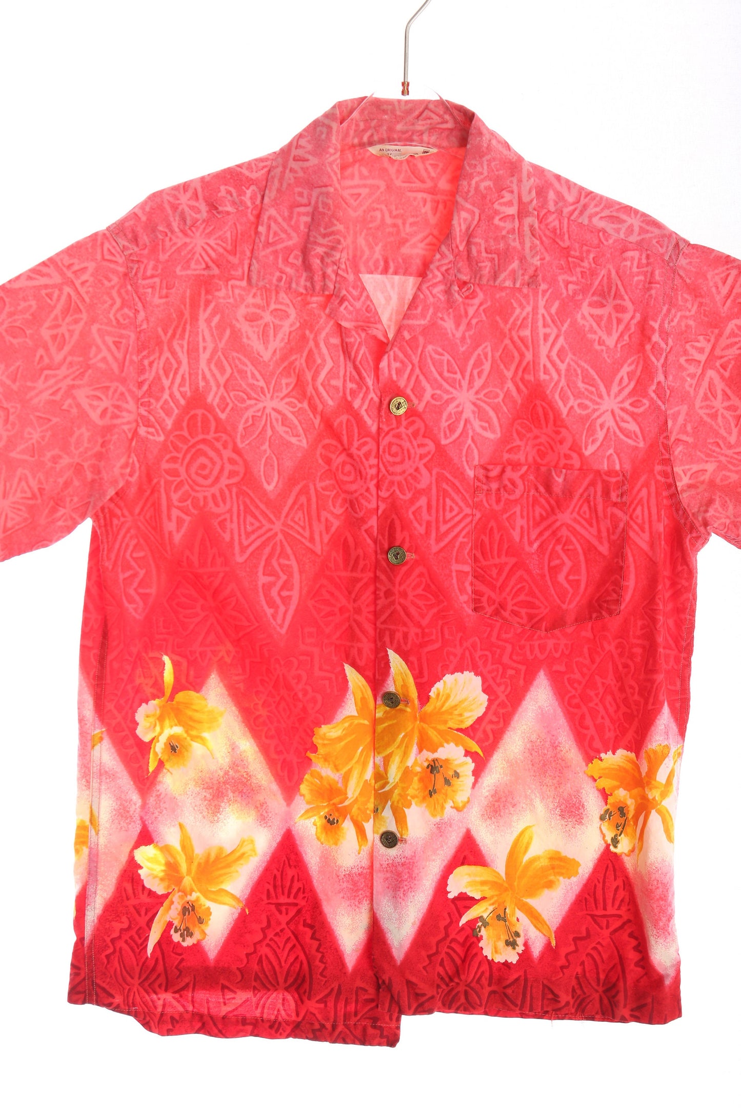 Vintage Hawaiian Shirt by Hawaiian Tops / Made in Hawaii / Estimated era: 40s - 50s