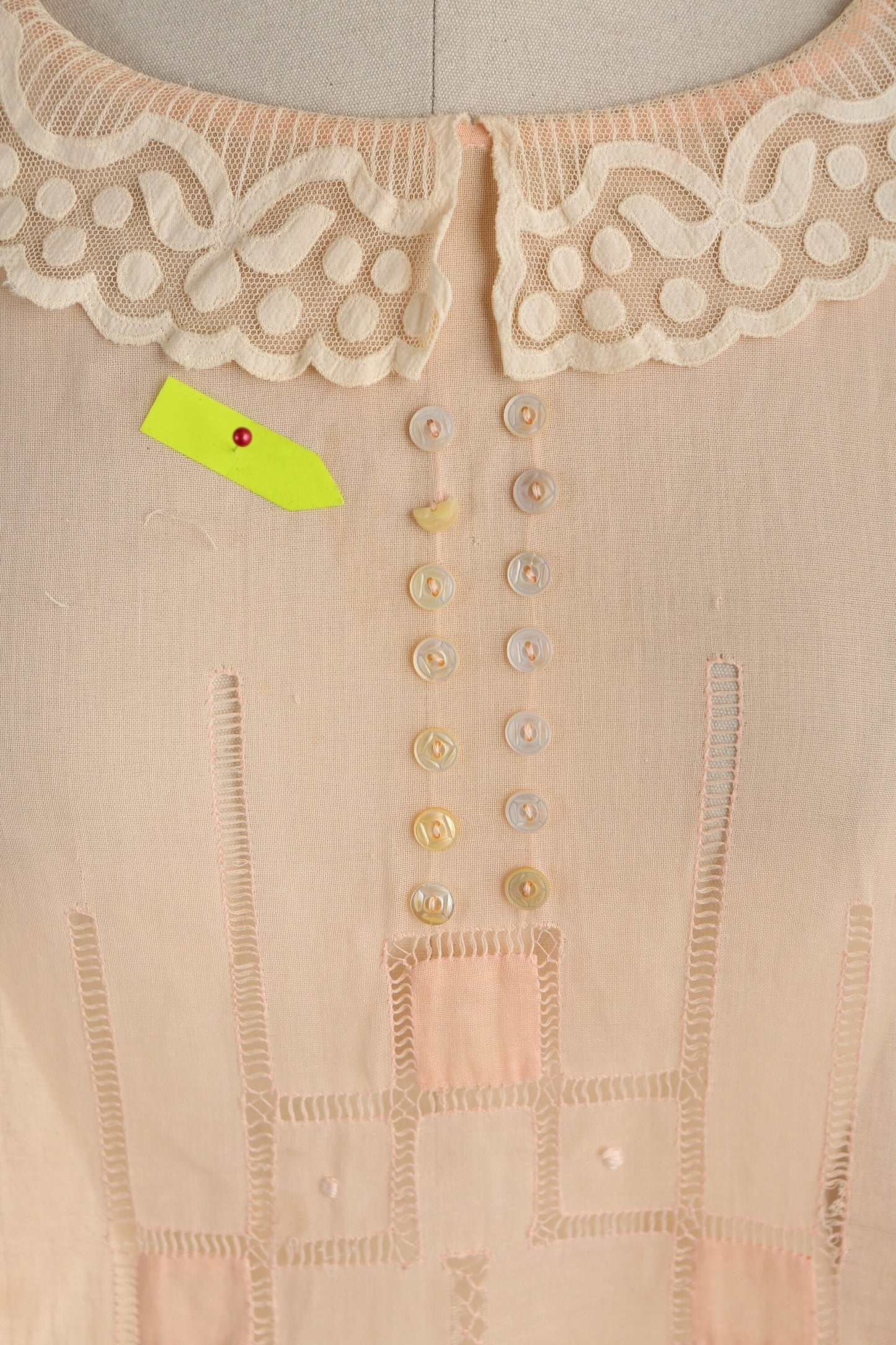 Vintage Women 1930s Peach Summer Dress