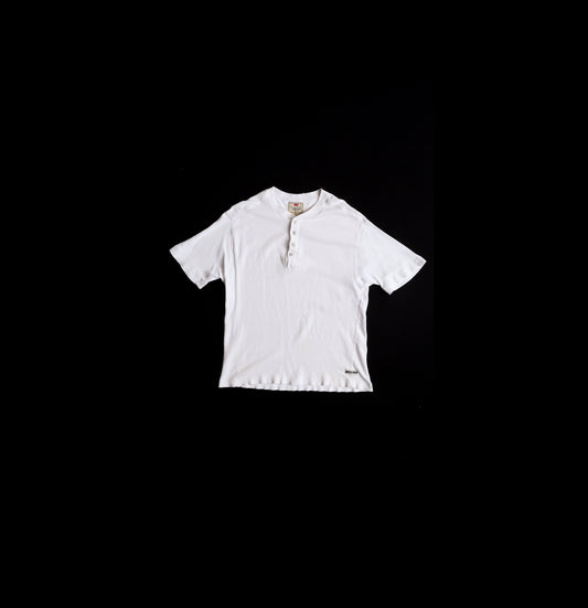 Levi's White Thermal Short Sleeve Shirt - Era 90s - Y2K