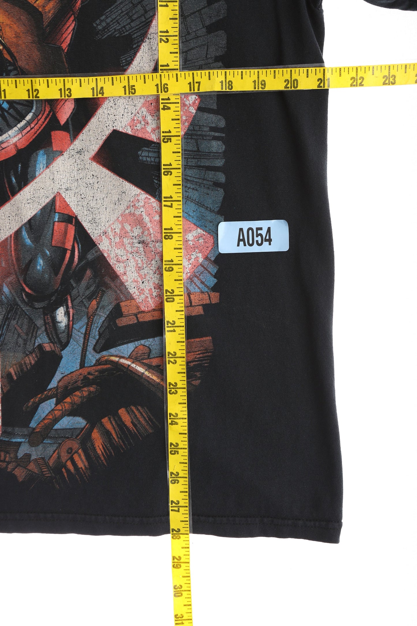 Vintage Comins Graphic T-shirt / The Gambit