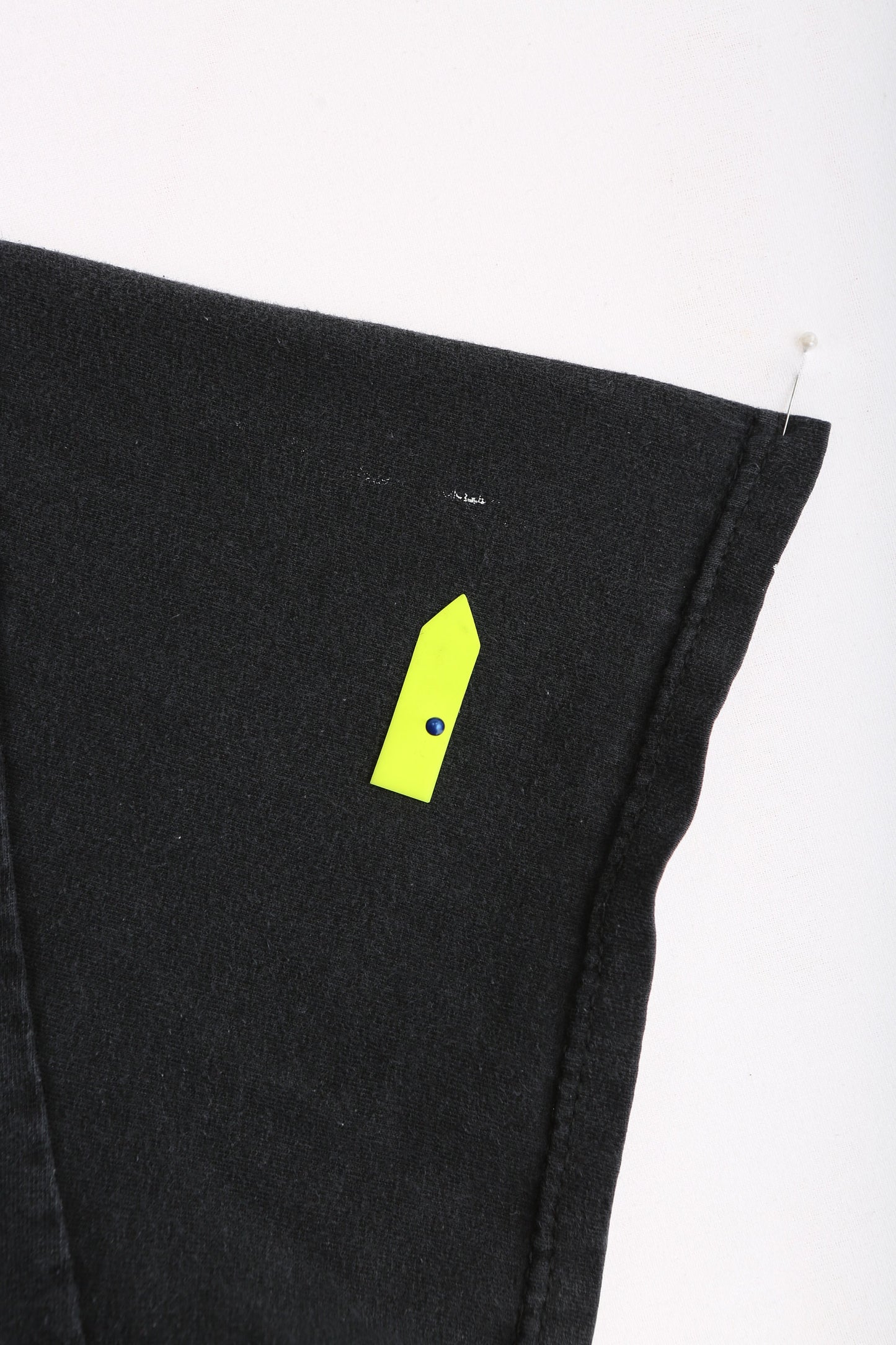 Vintage Hulk Black Graphic T-shirt